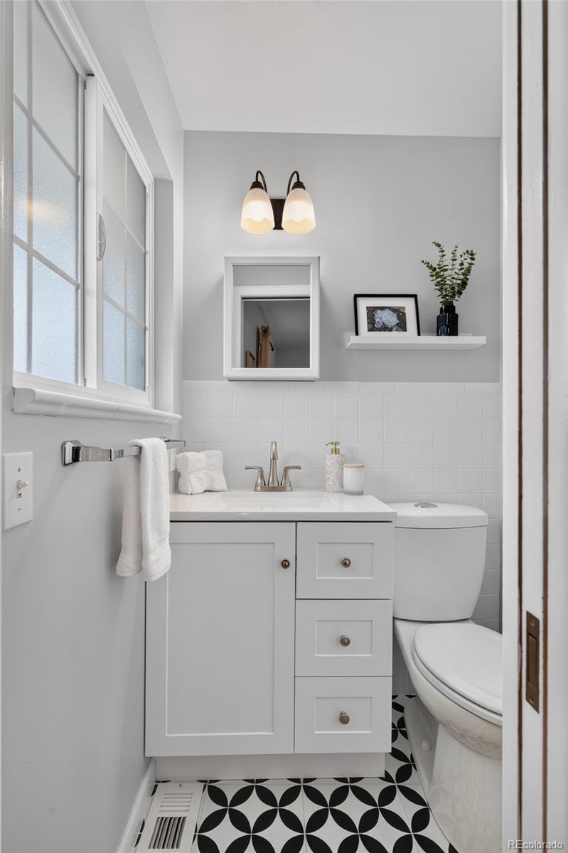 MLS Image #20 for 7650 s kit carson drive,centennial, Colorado