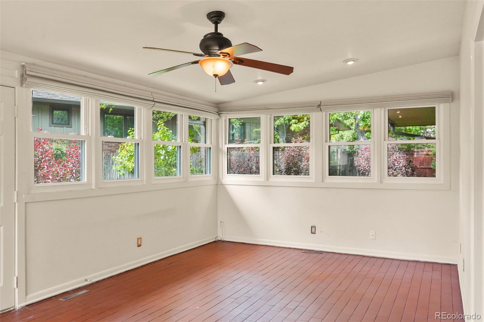 MLS Image #15 for 207  pine avenue,colorado springs, Colorado