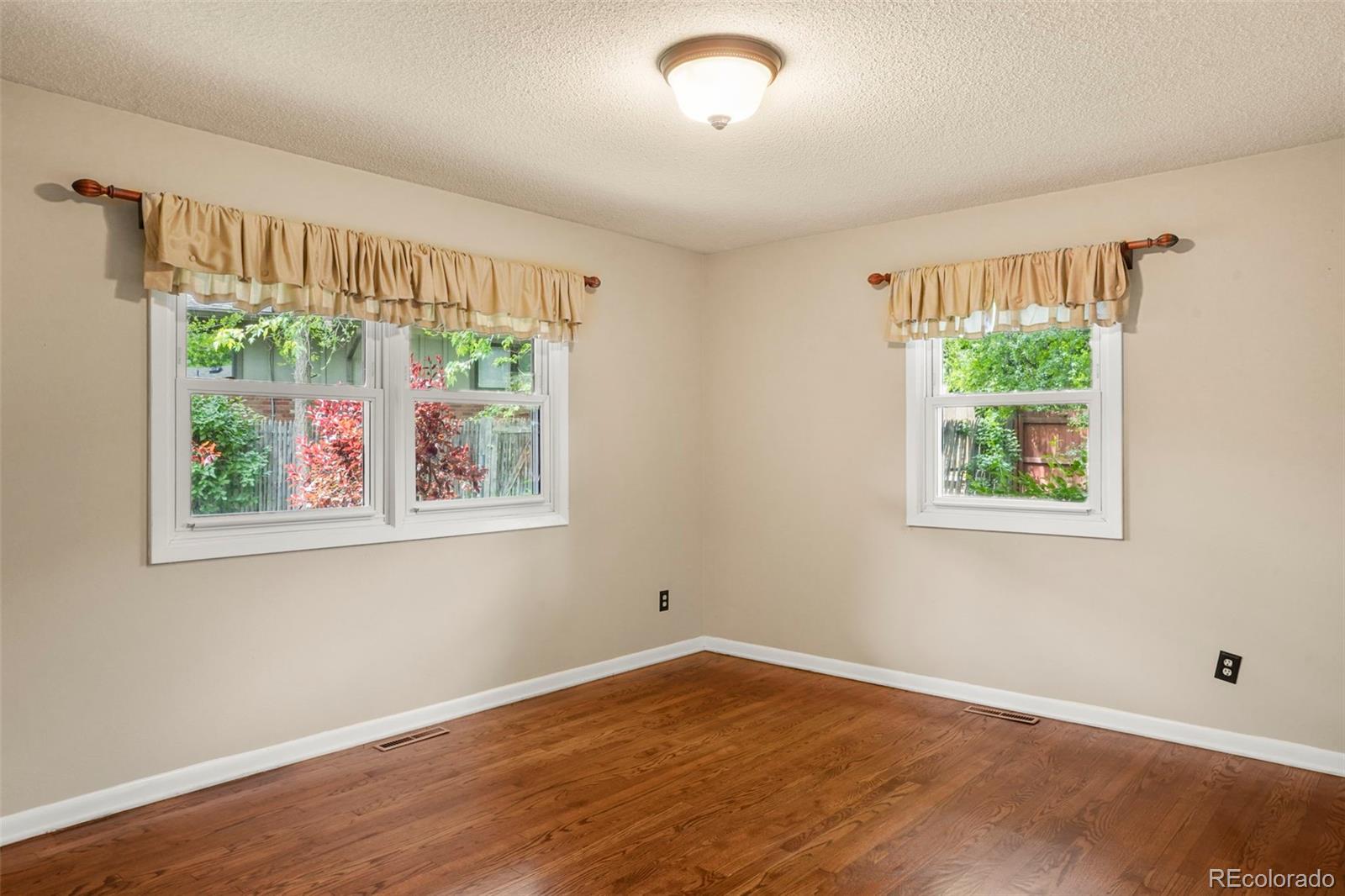 MLS Image #16 for 207  pine avenue,colorado springs, Colorado