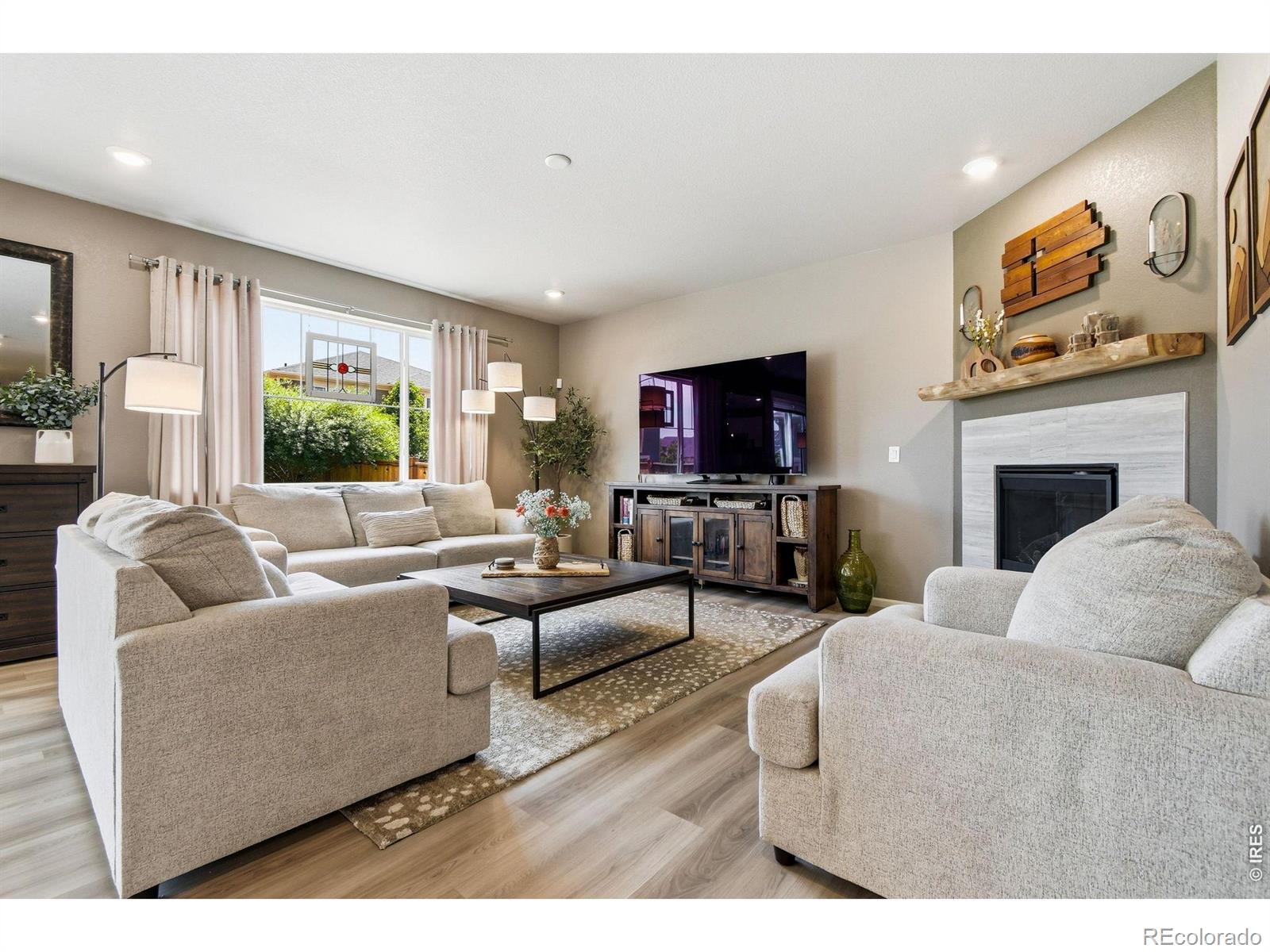 MLS Image #1 for 1008  sugar beet circle,longmont, Colorado