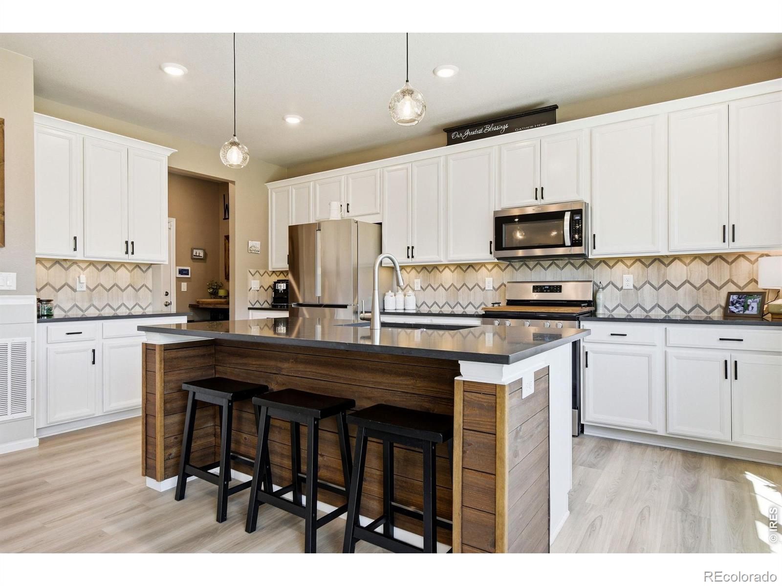 MLS Image #10 for 1008  sugar beet circle,longmont, Colorado