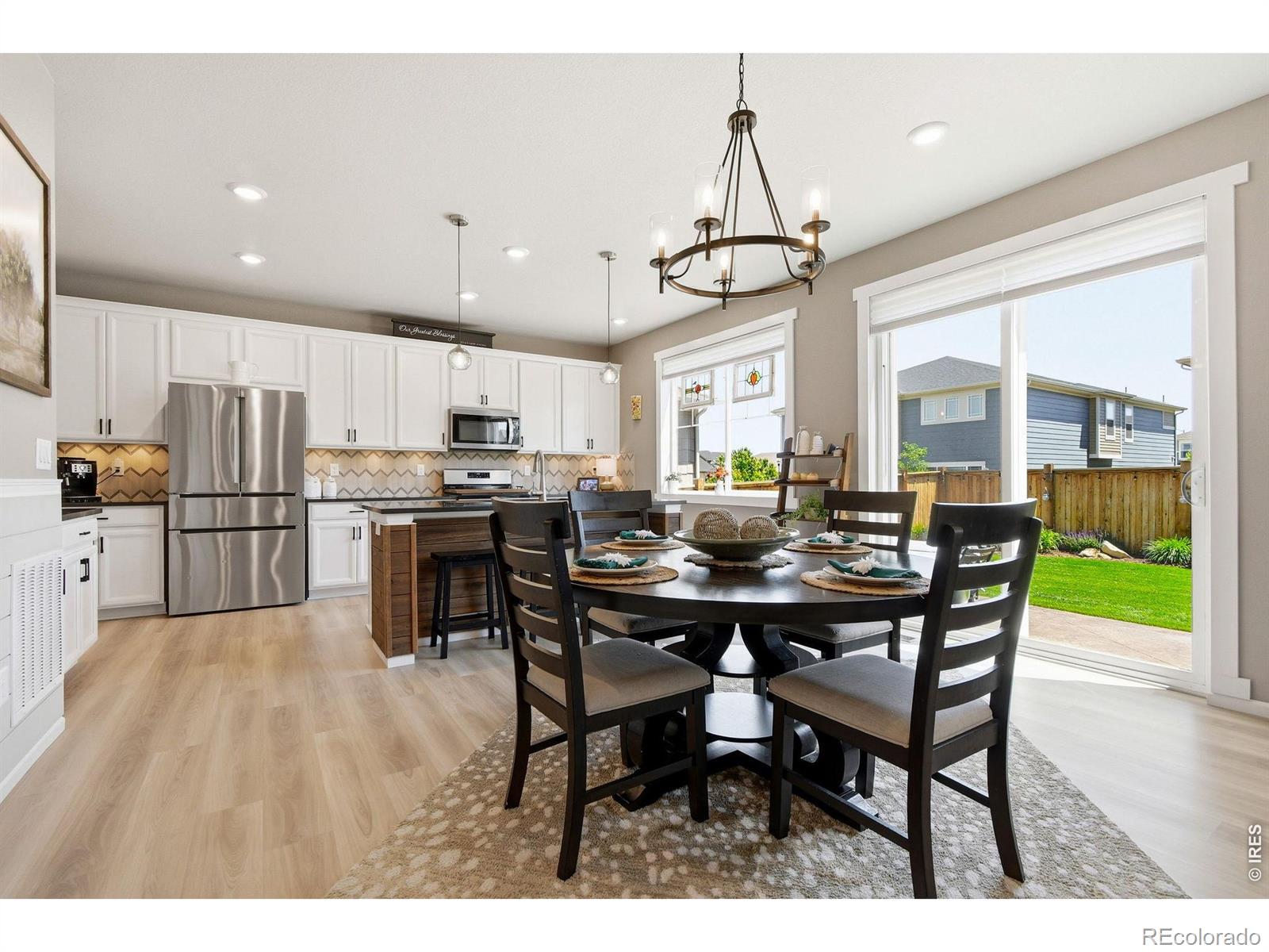 MLS Image #3 for 1008  sugar beet circle,longmont, Colorado