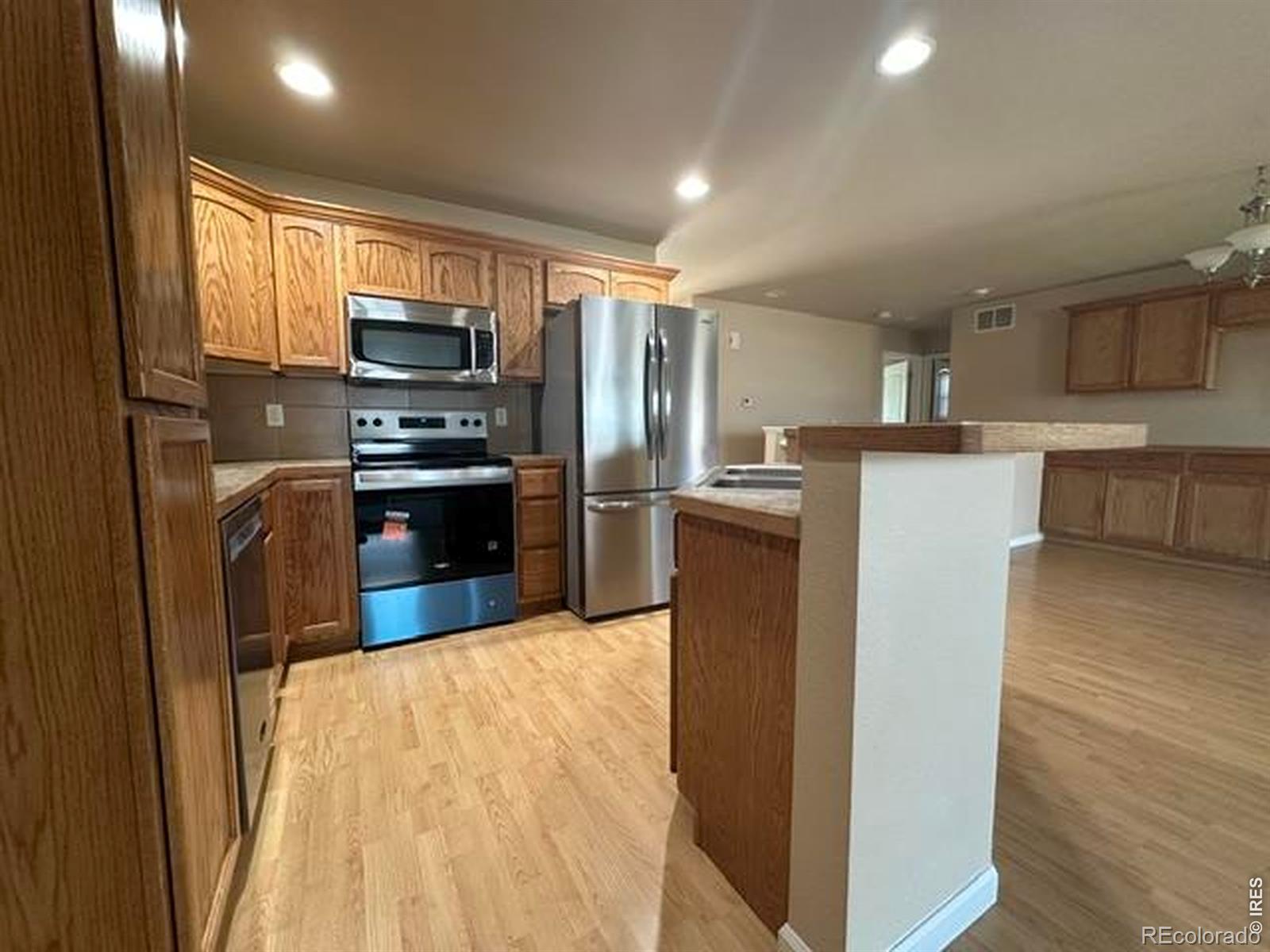 MLS Image #4 for 417  settler way,johnstown, Colorado