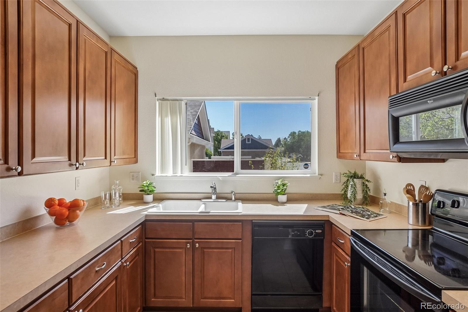 MLS Image #15 for 8200 e 8th avenue 7103,denver, Colorado