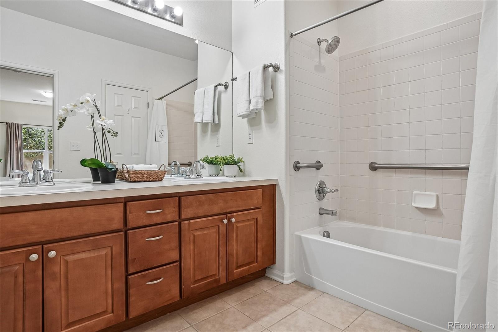 MLS Image #22 for 8200 e 8th avenue 7103,denver, Colorado