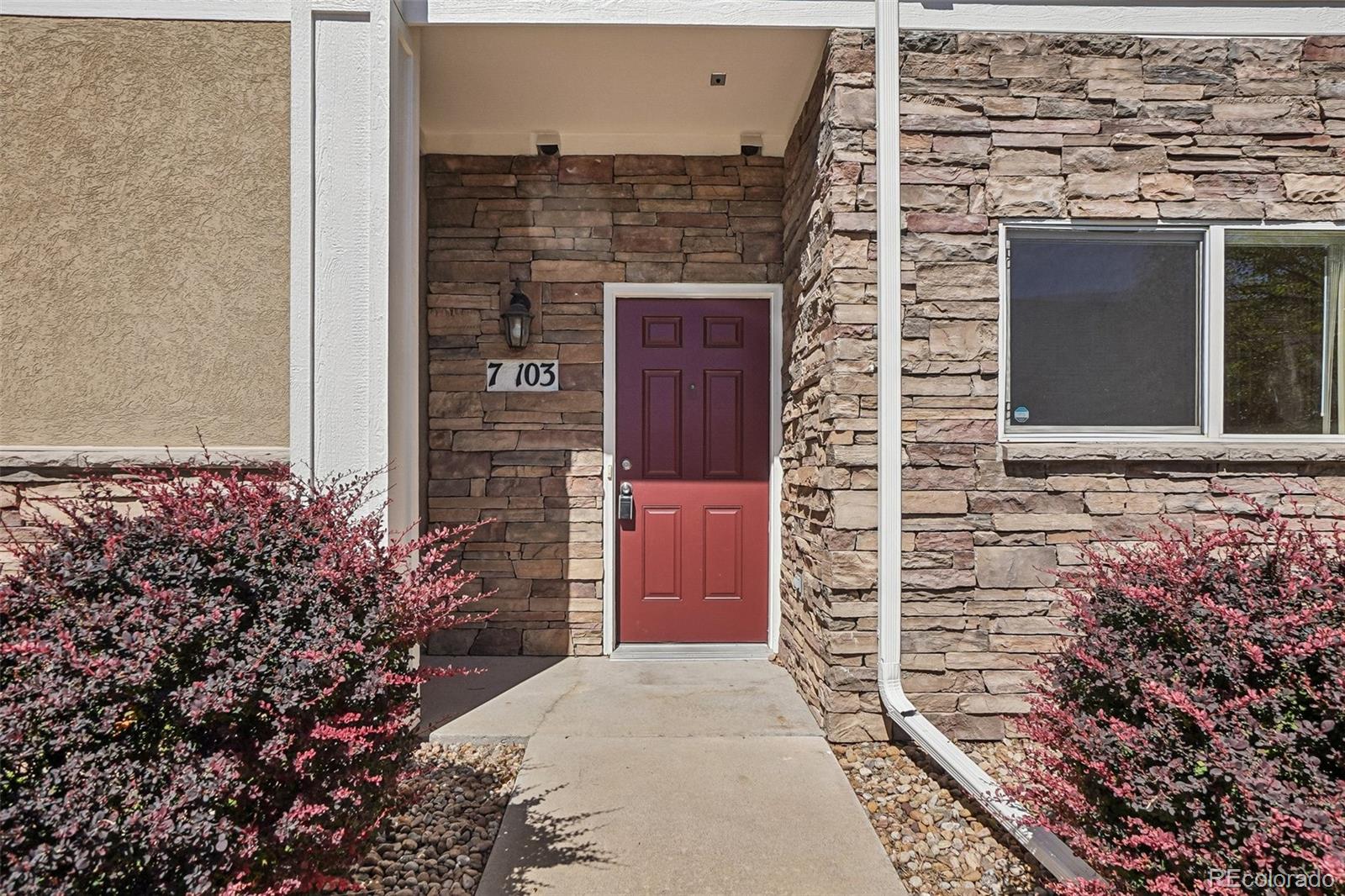 MLS Image #6 for 8200 e 8th avenue 7103,denver, Colorado