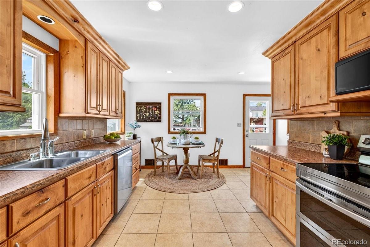 MLS Image #3 for 309  navajo street,kiowa, Colorado