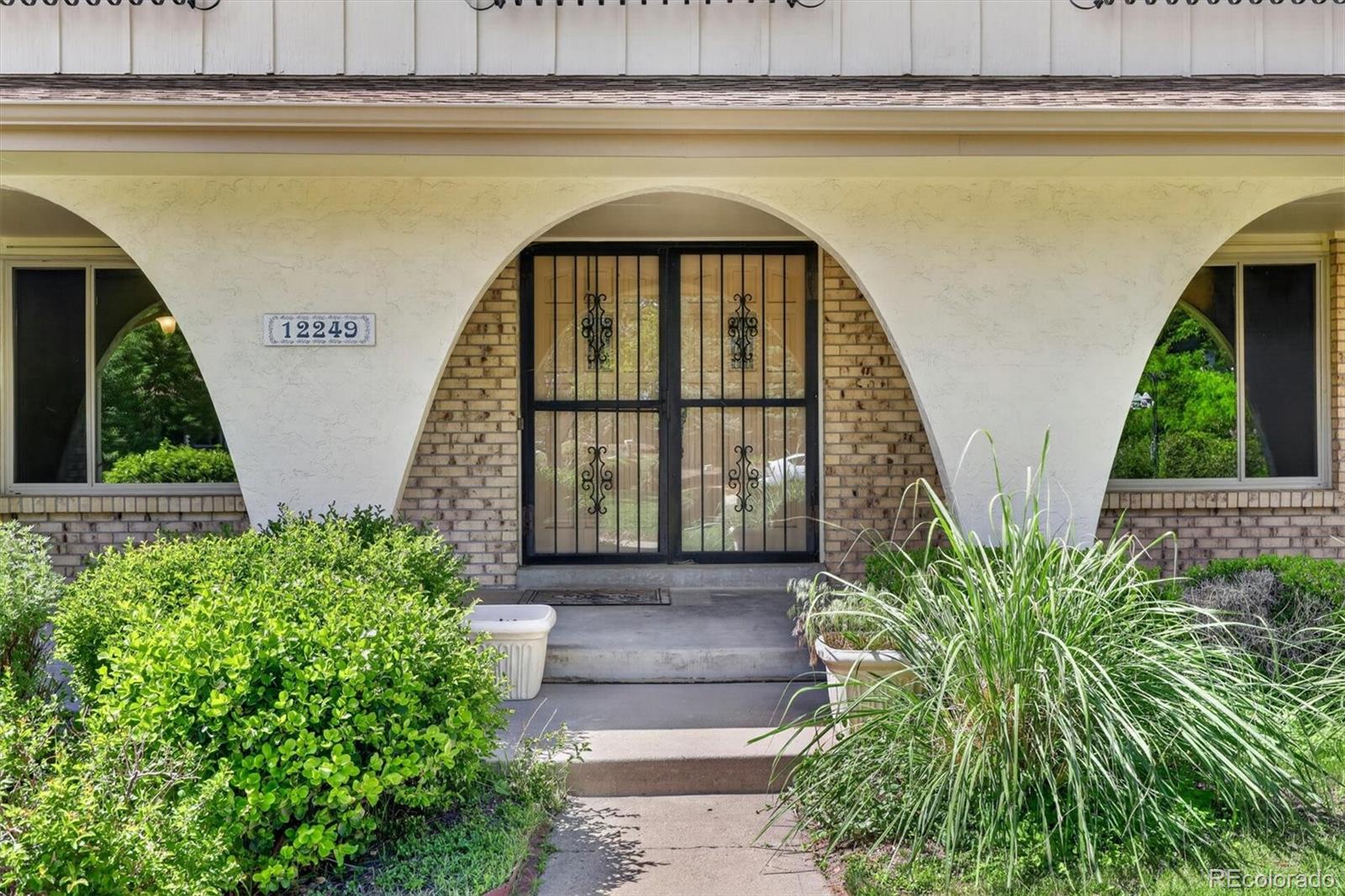 MLS Image #5 for 12249 e arkansas avenue,aurora, Colorado