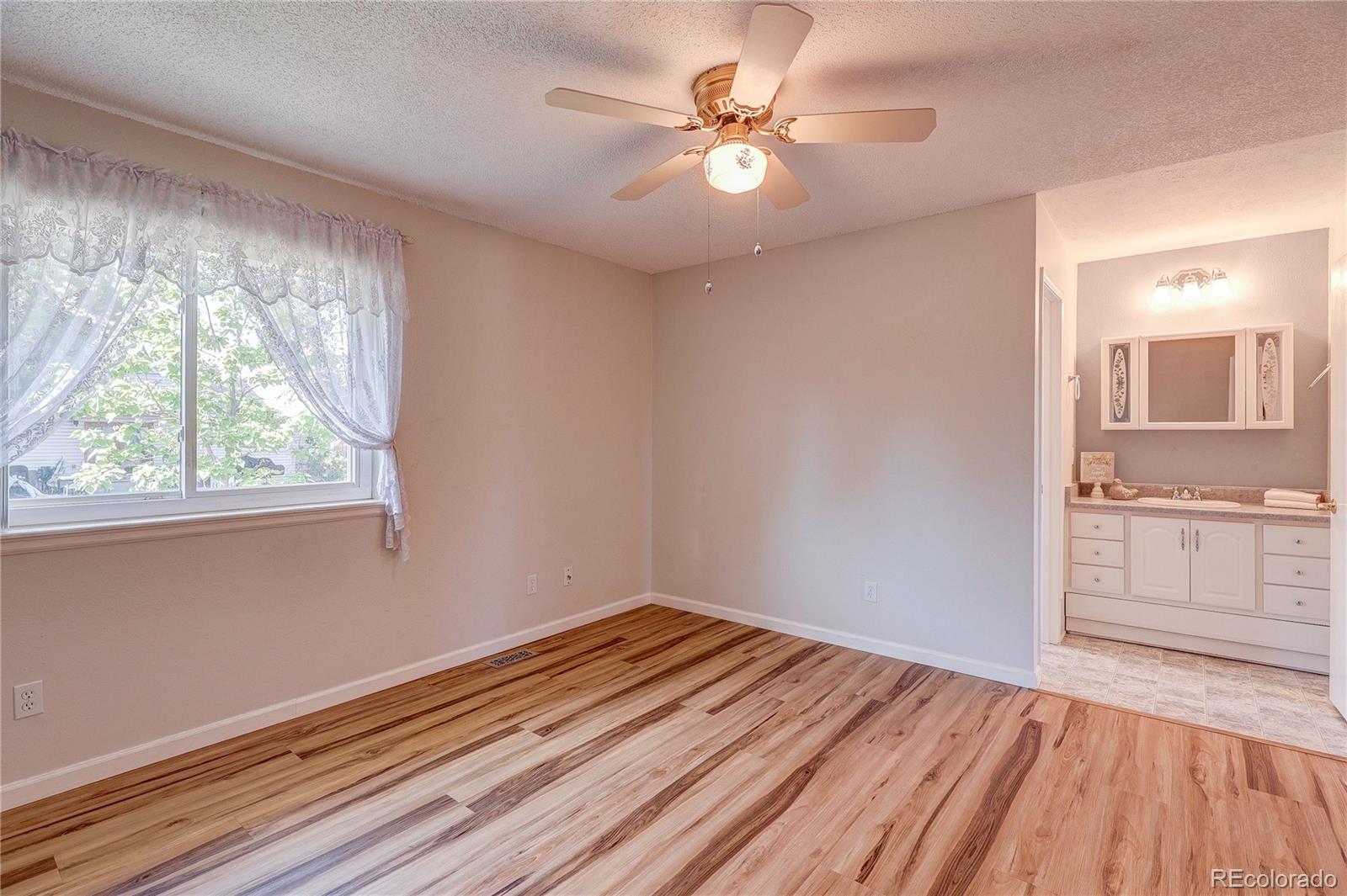 MLS Image #23 for 16754 e kepner place,aurora, Colorado