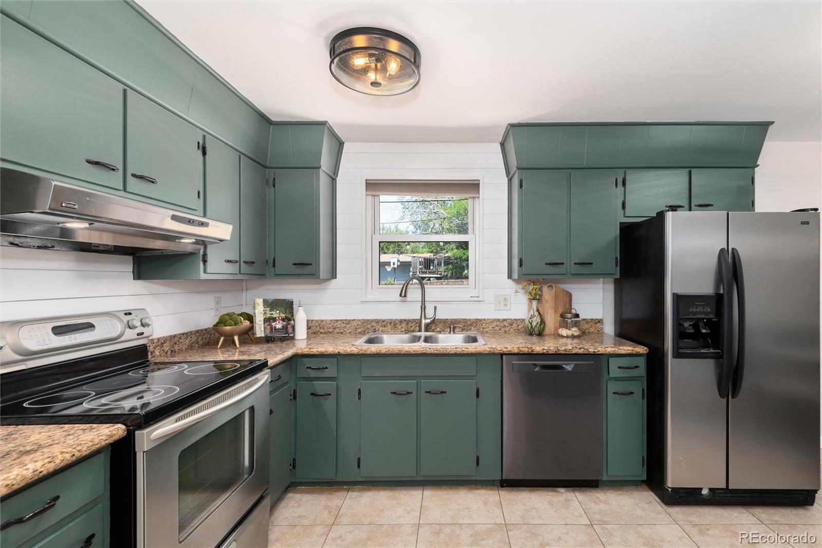 MLS Image #6 for 362 s salem street,aurora, Colorado