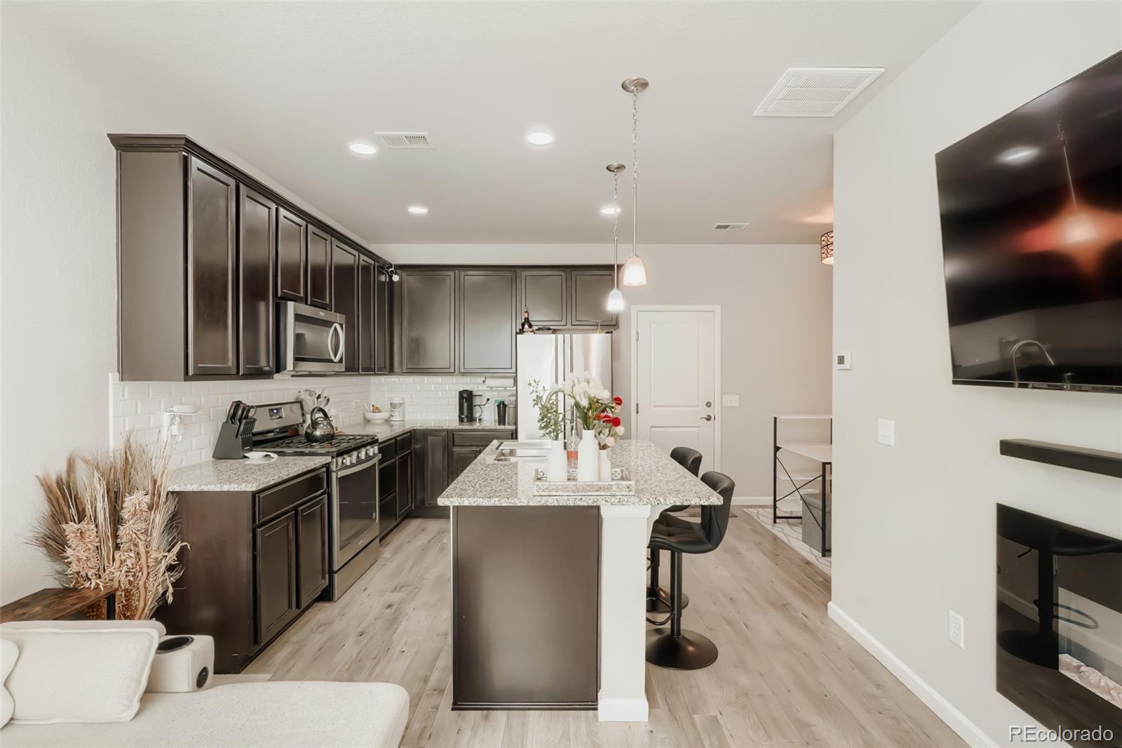 MLS Image #15 for 15476 w 64th loop b,arvada, Colorado