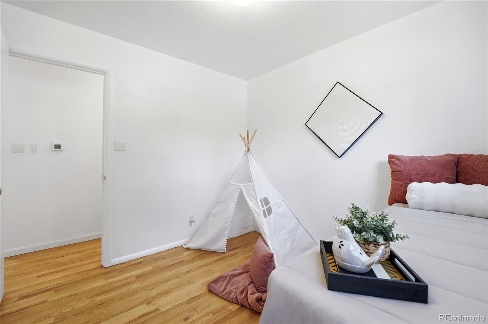MLS Image #17 for 3202 e la salle street,colorado springs, Colorado