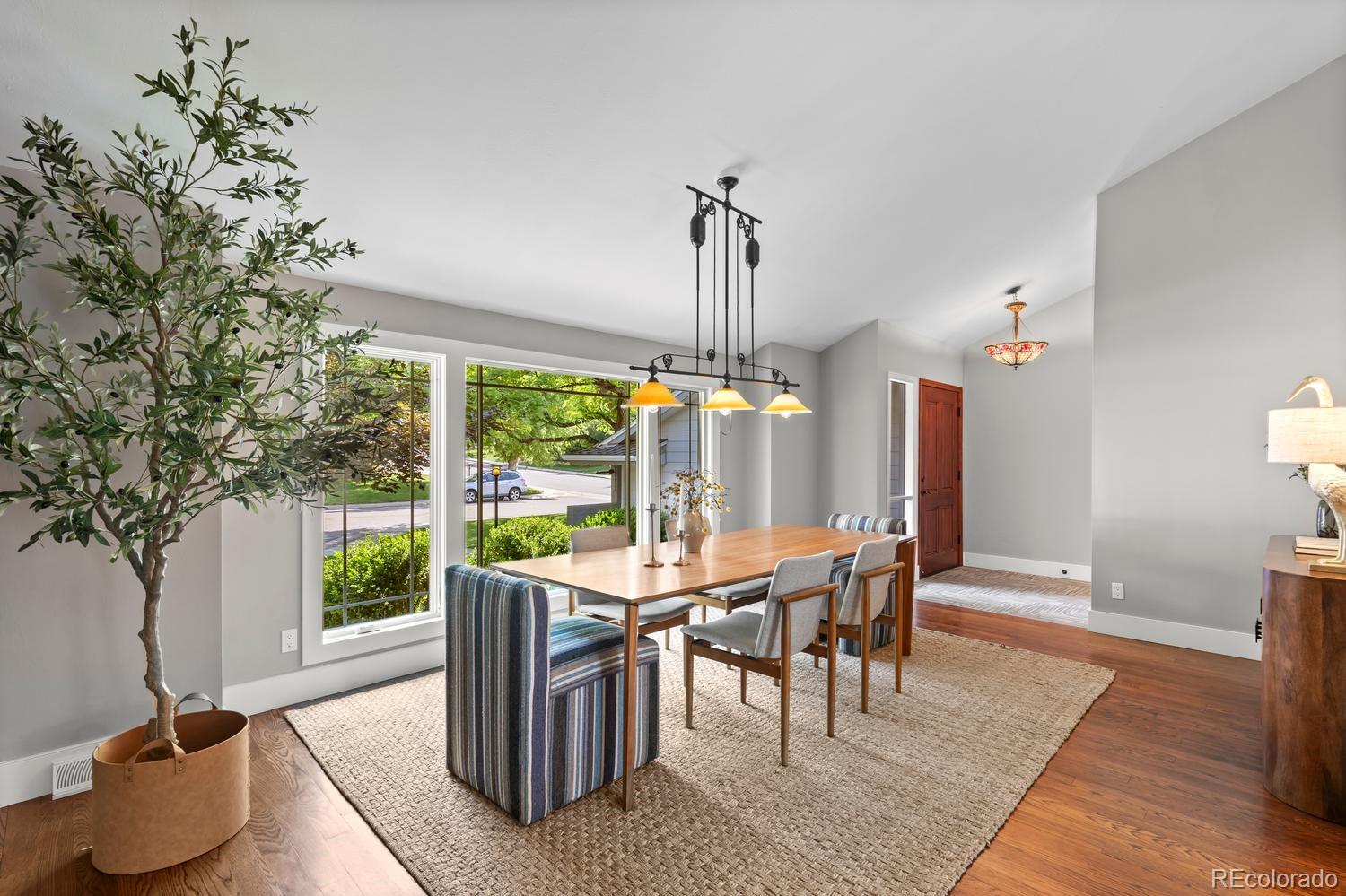 MLS Image #3 for 4953 e maplewood drive,centennial, Colorado
