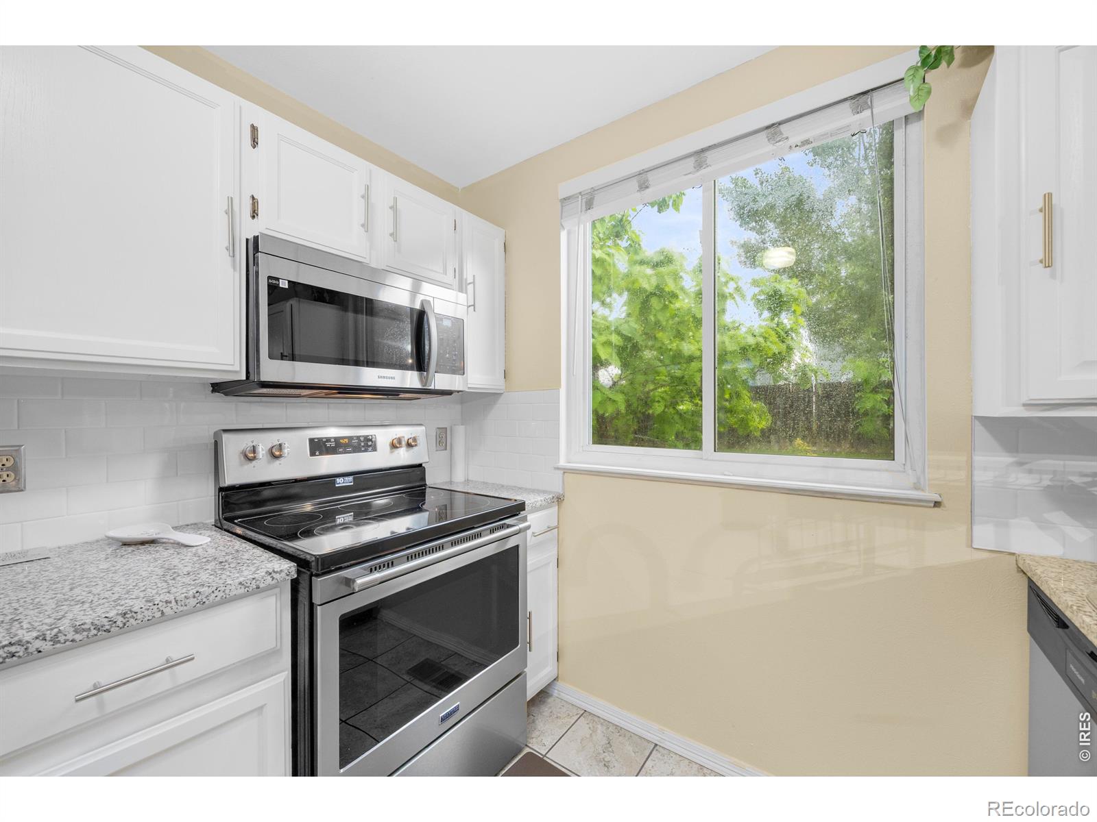 MLS Image #11 for 4414 e 94th avenue,thornton, Colorado