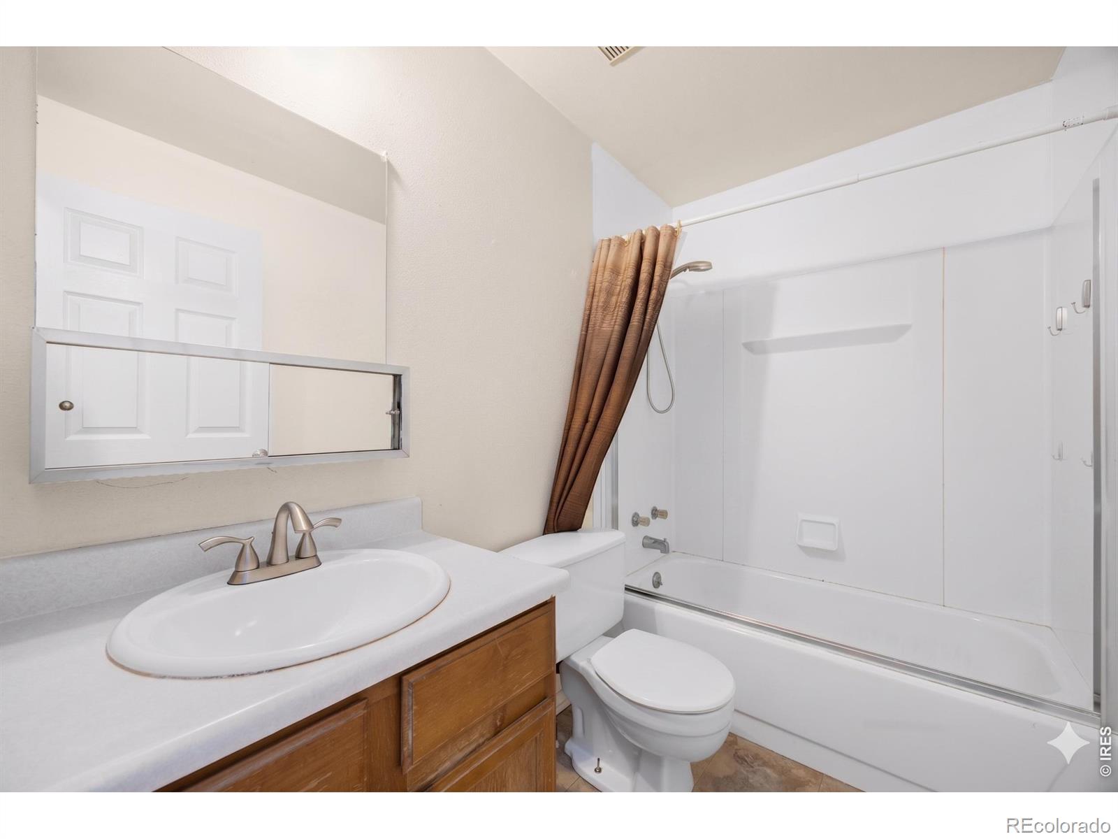 MLS Image #18 for 4414 e 94th avenue,thornton, Colorado