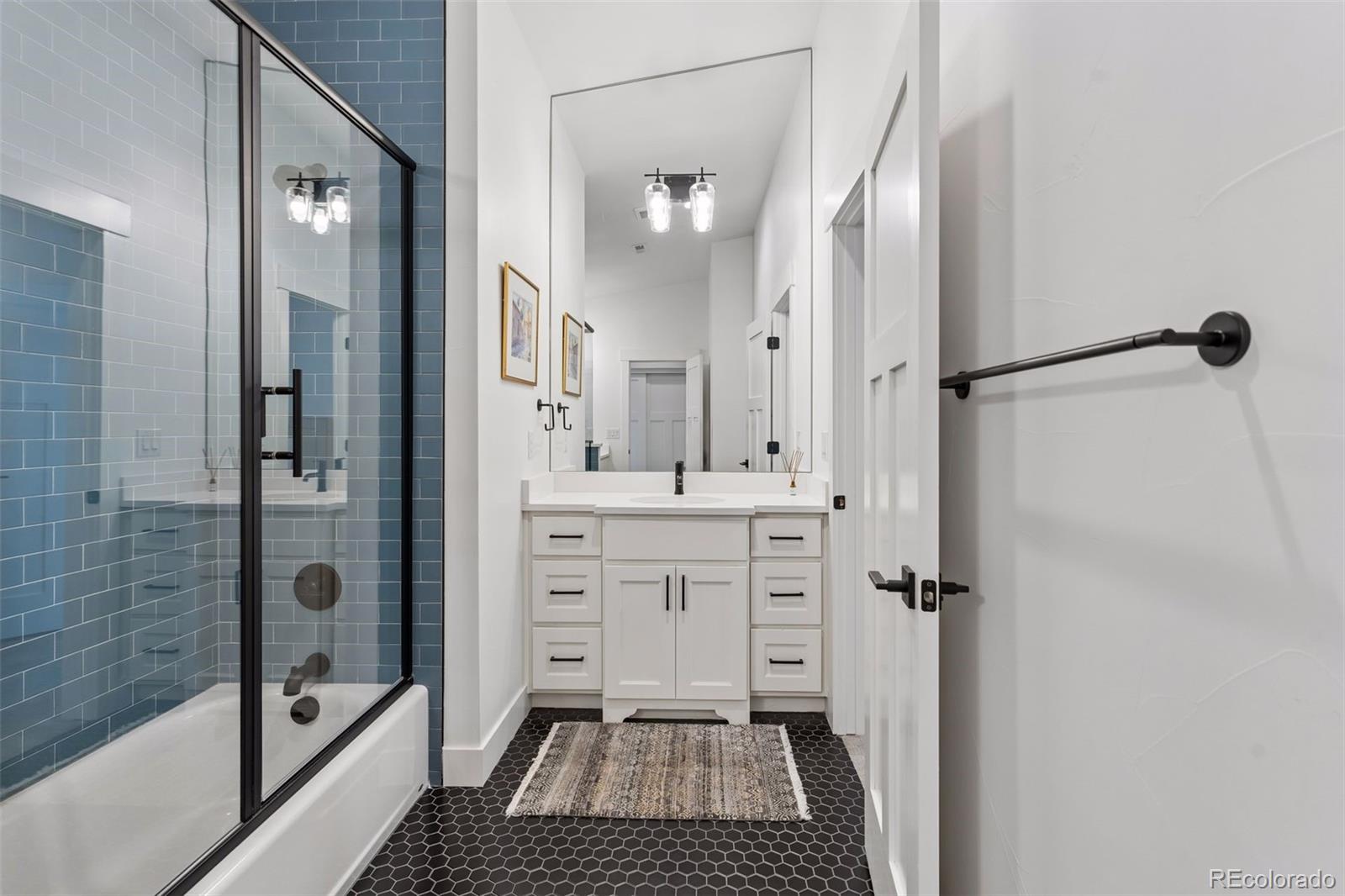 MLS Image #28 for 400 s gaylord street,denver, Colorado