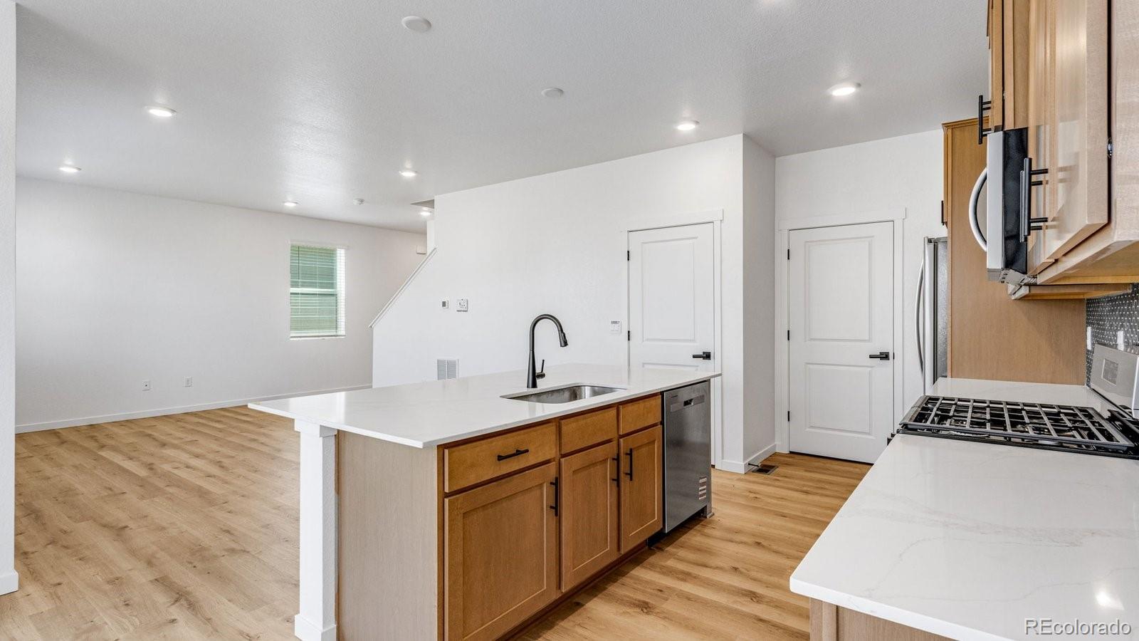 MLS Image #10 for 715  ayrshire road,johnstown, Colorado