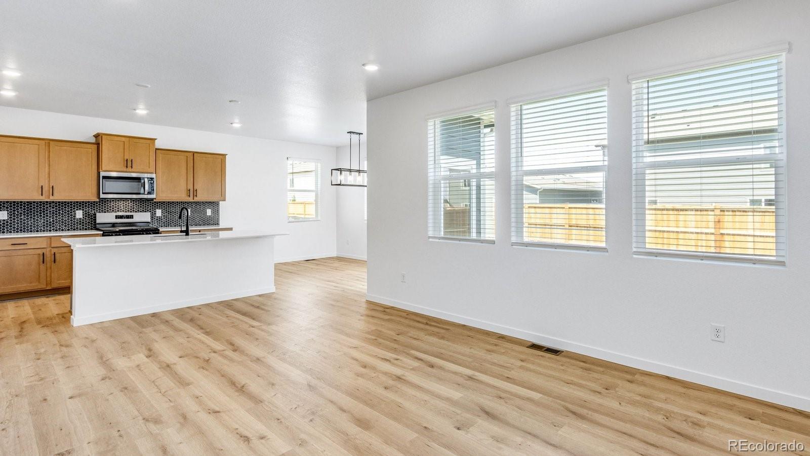 MLS Image #8 for 715  ayrshire road,johnstown, Colorado