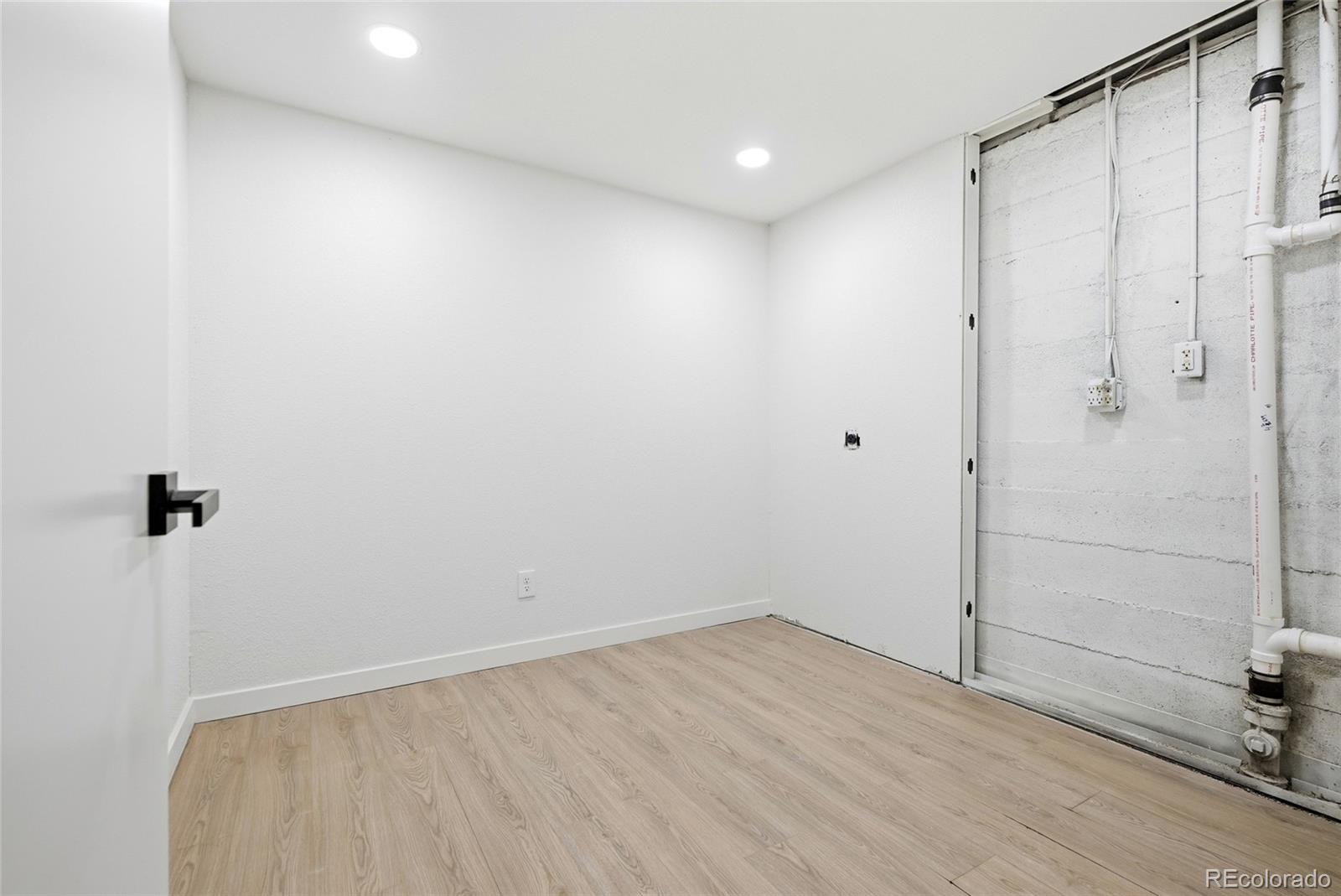 MLS Image #27 for 6105 e mexico avenue,denver, Colorado