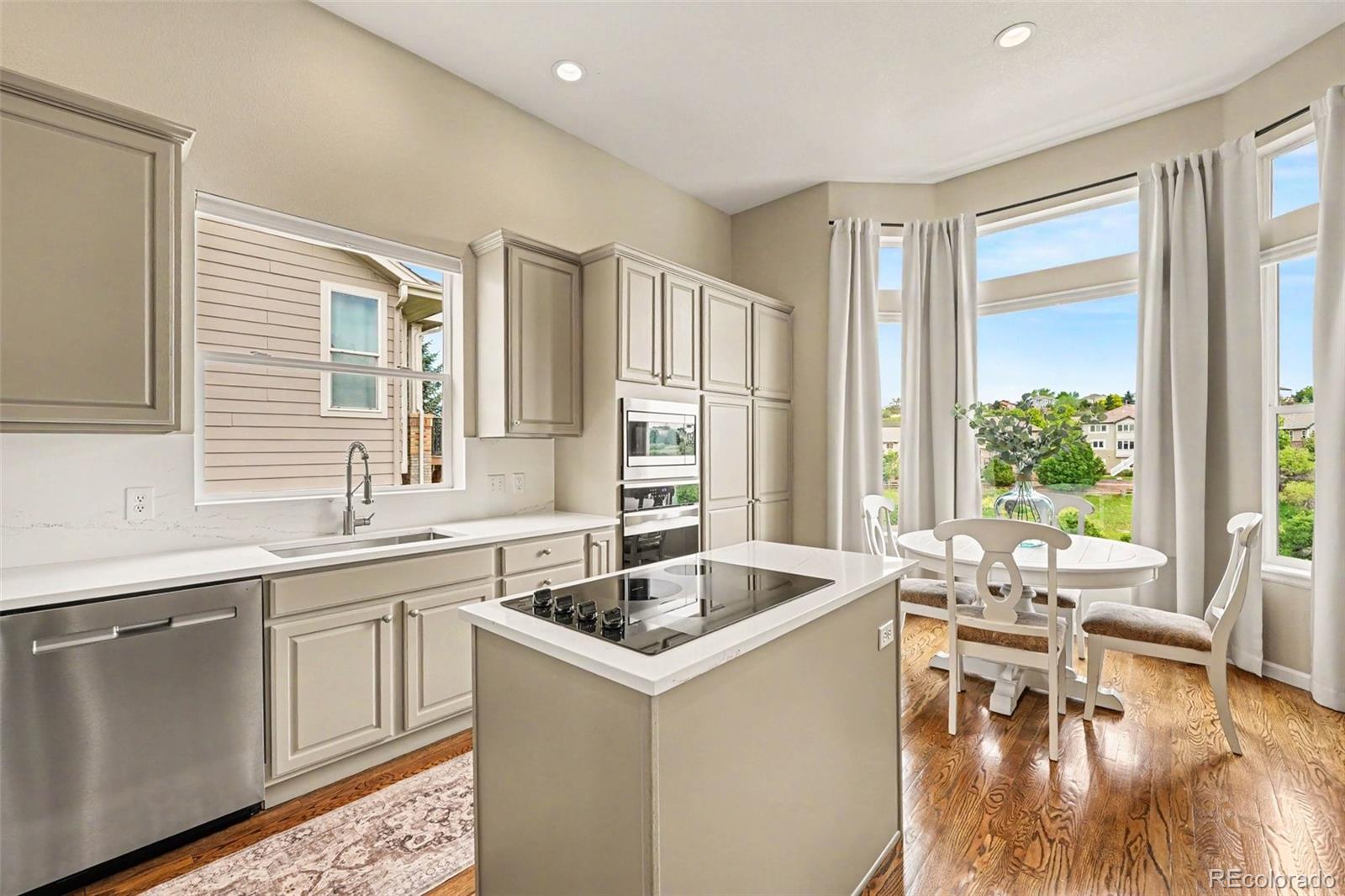 MLS Image #4 for 8549  winter berry drive,castle rock, Colorado