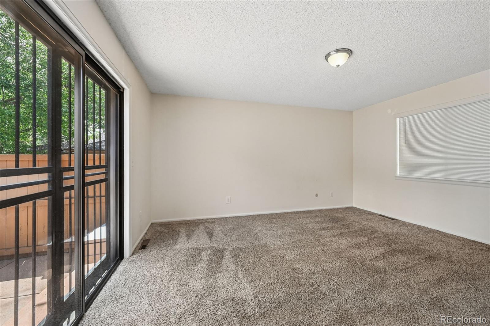 MLS Image #11 for 82 s eagle circle,aurora, Colorado
