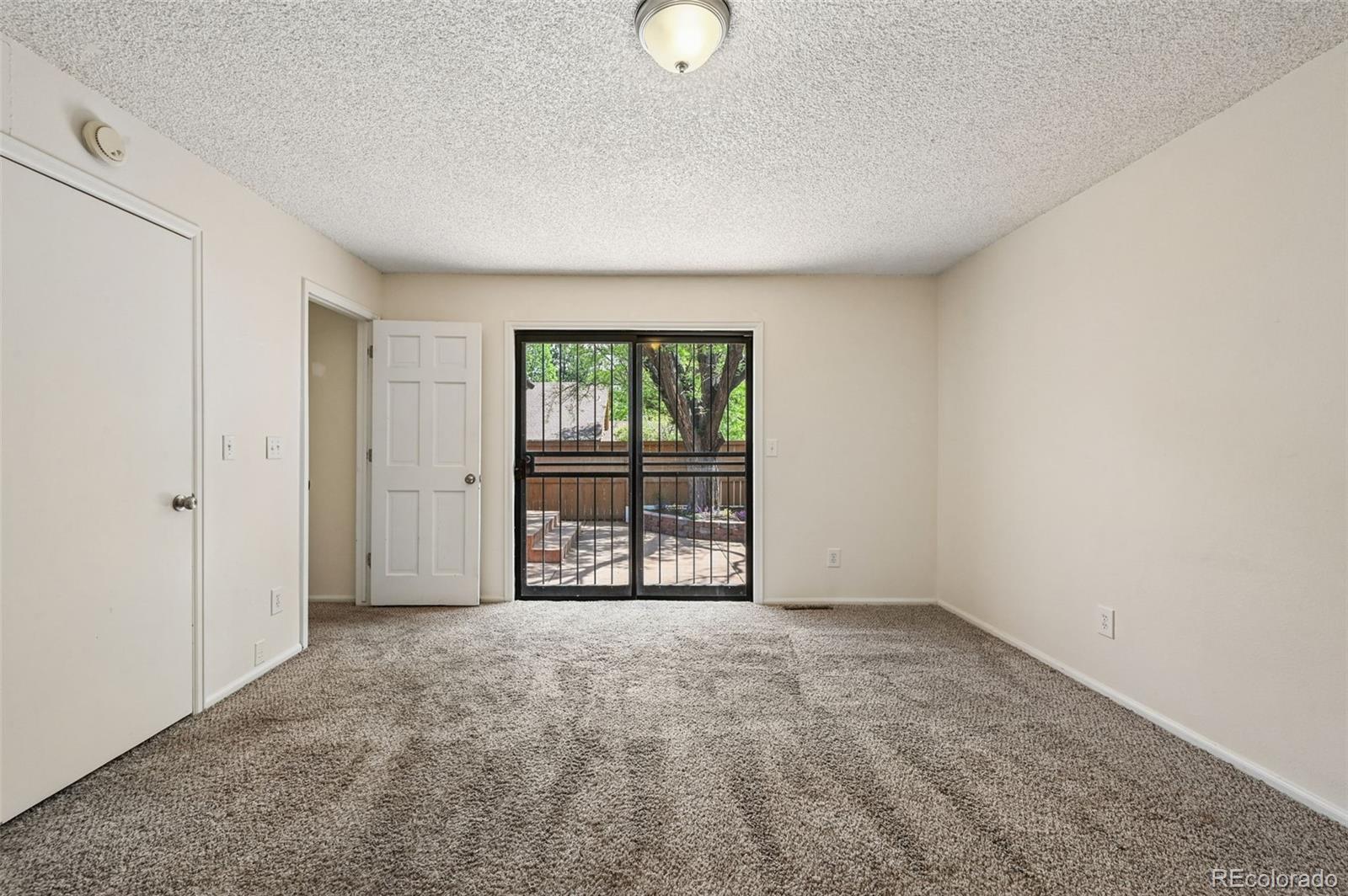 MLS Image #12 for 82 s eagle circle,aurora, Colorado