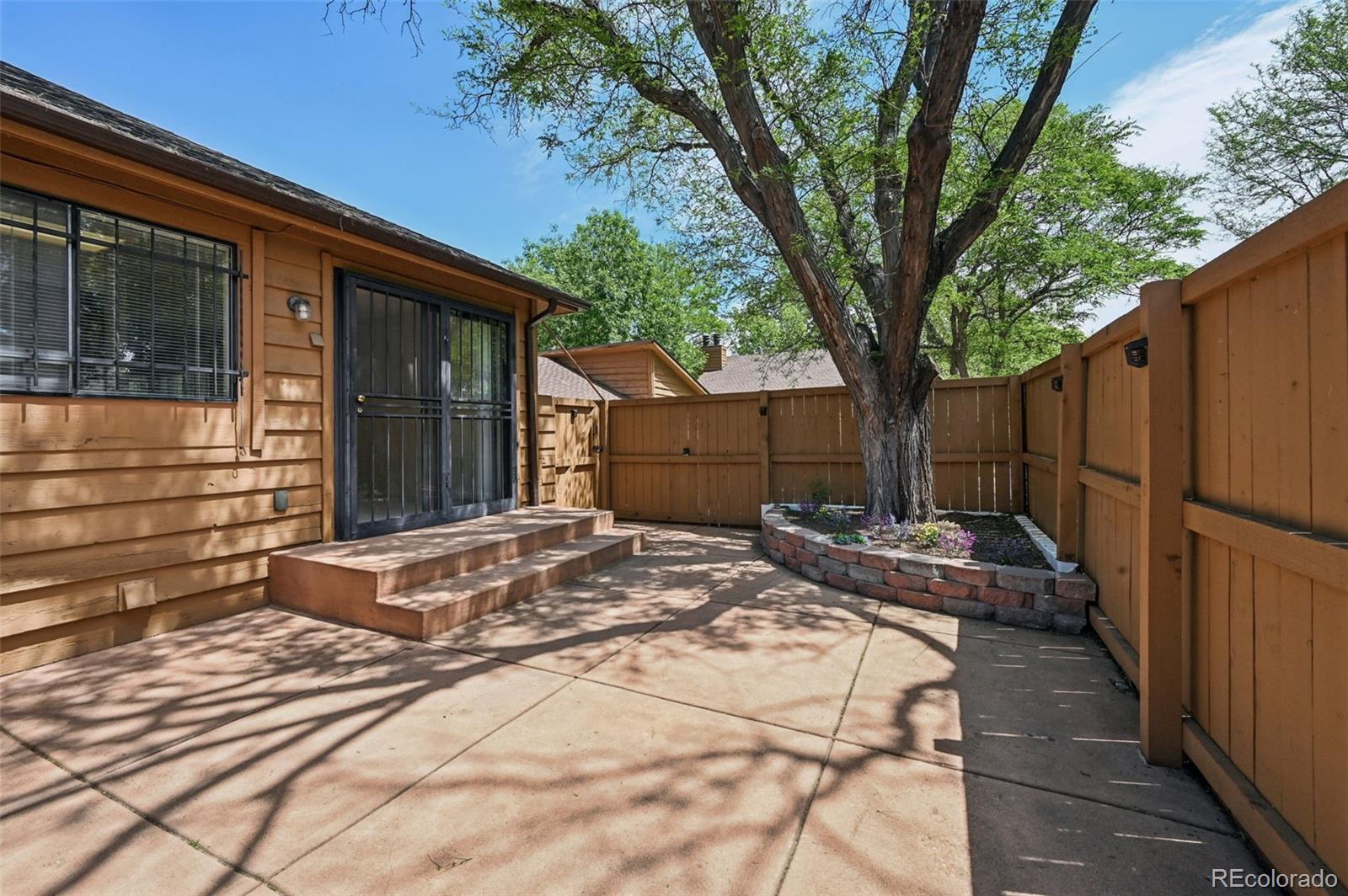 MLS Image #20 for 82 s eagle circle,aurora, Colorado