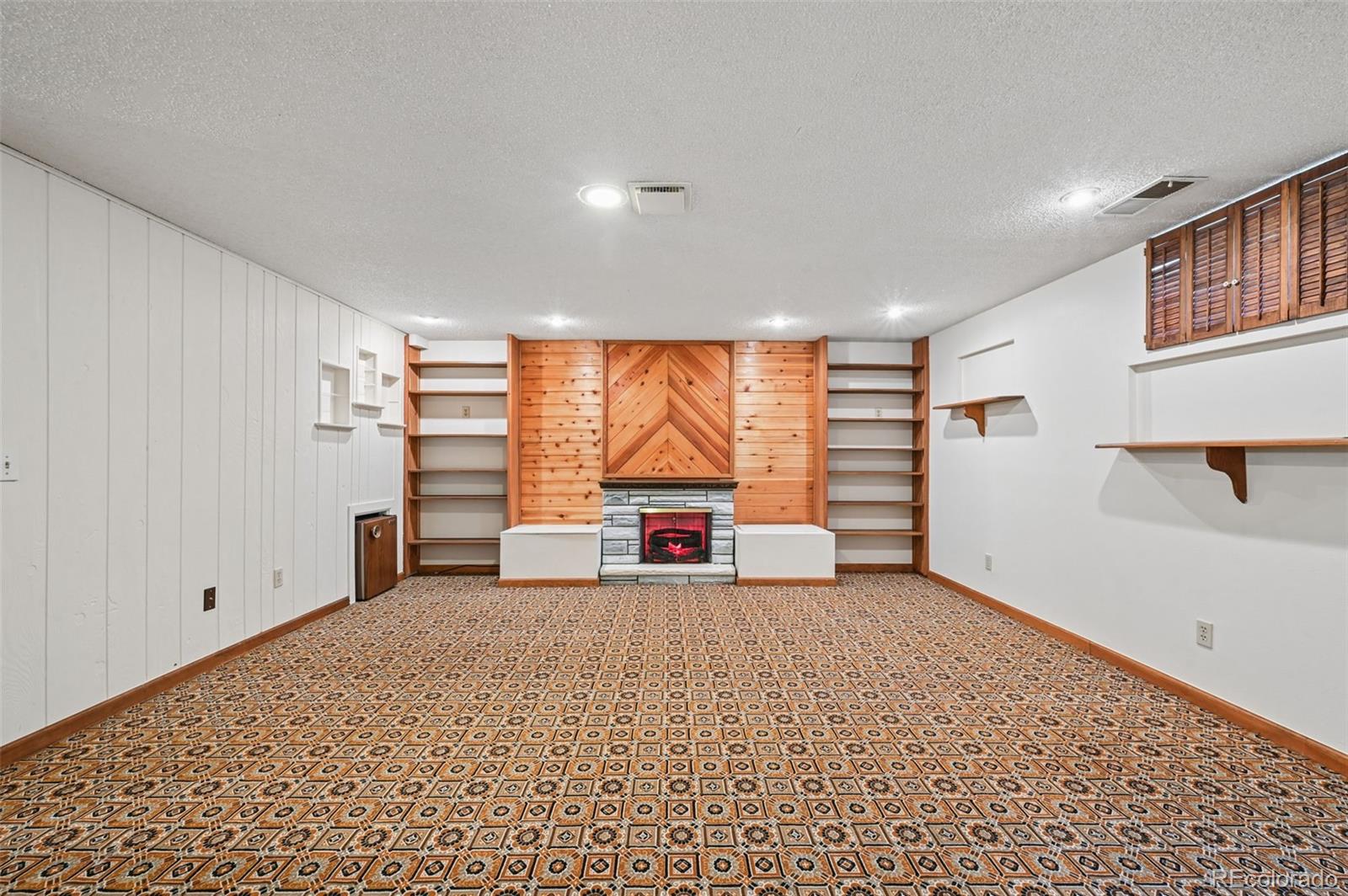 MLS Image #23 for 82 s eagle circle,aurora, Colorado