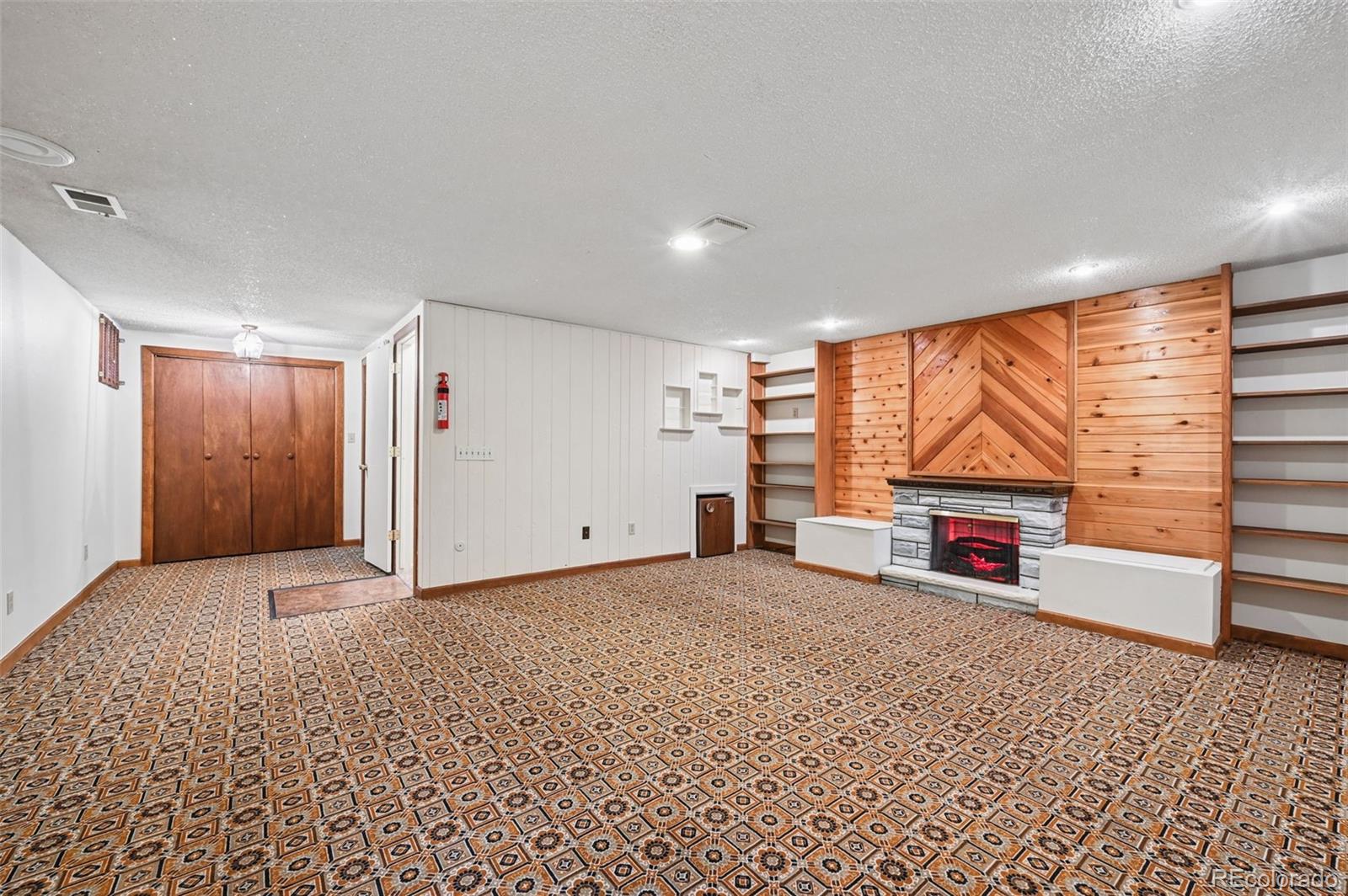 MLS Image #24 for 82 s eagle circle,aurora, Colorado