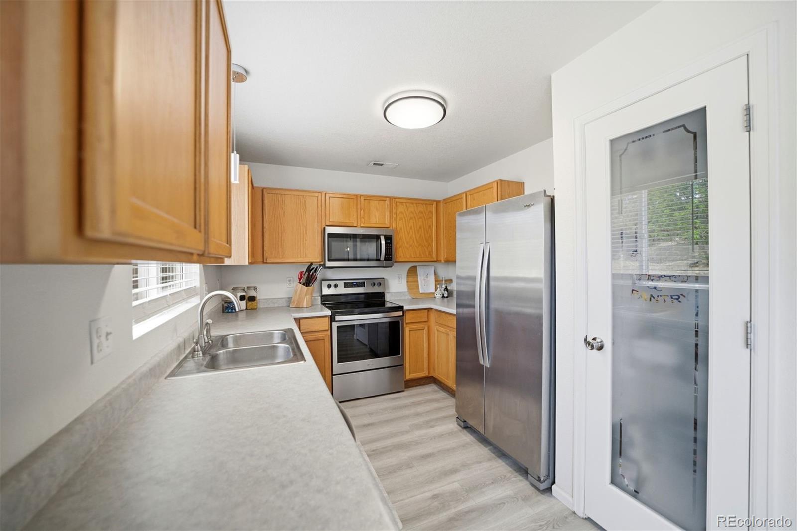 MLS Image #10 for 5712  ansel drive,colorado springs, Colorado