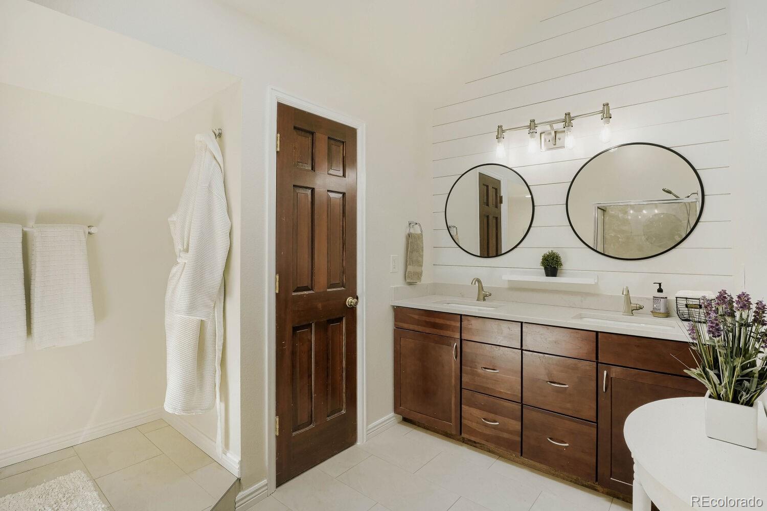 MLS Image #16 for 921 w kettle avenue,littleton, Colorado