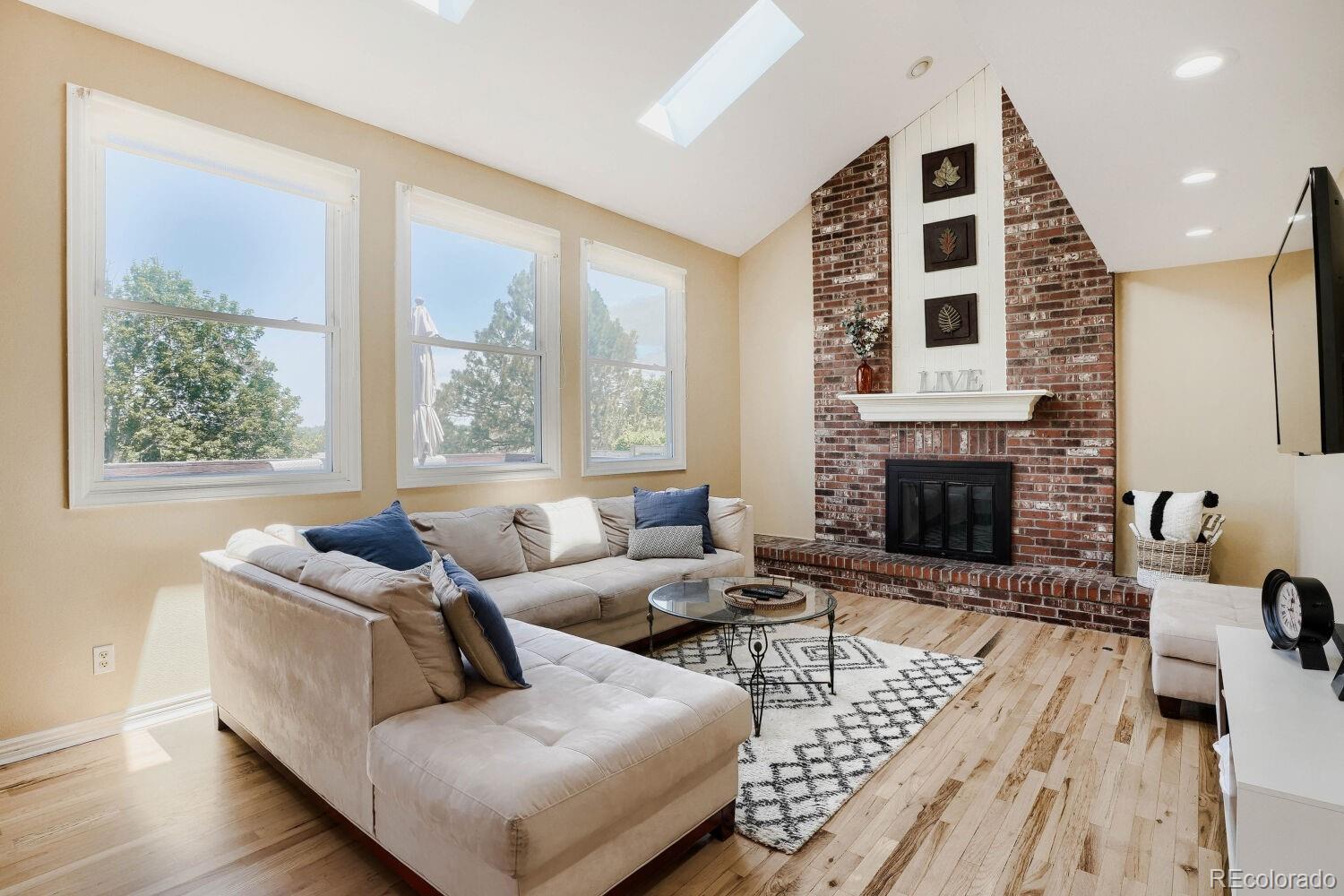 MLS Image #5 for 921 w kettle avenue,littleton, Colorado
