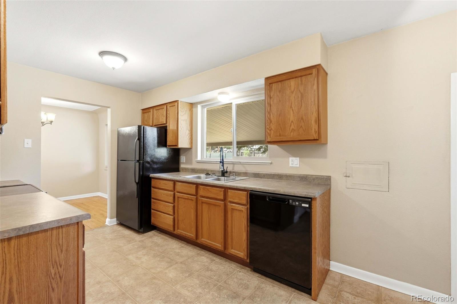 MLS Image #10 for 5603 s huron street,littleton, Colorado