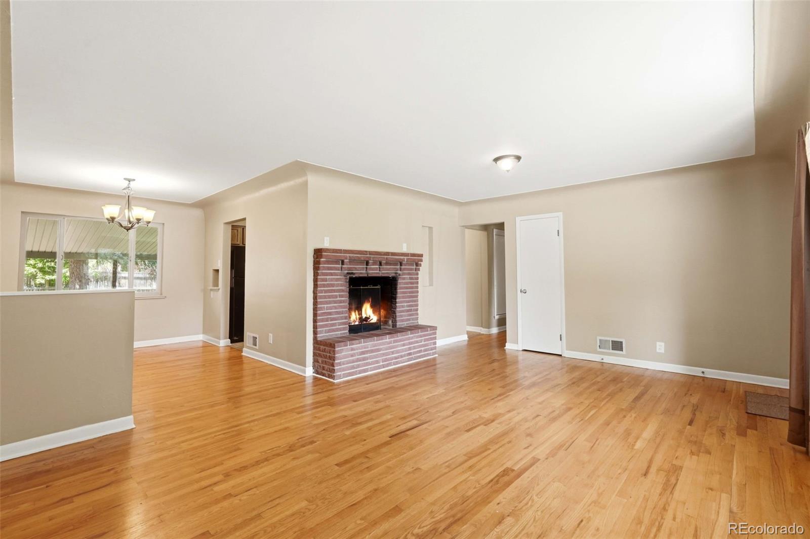 MLS Image #3 for 5603 s huron street,littleton, Colorado