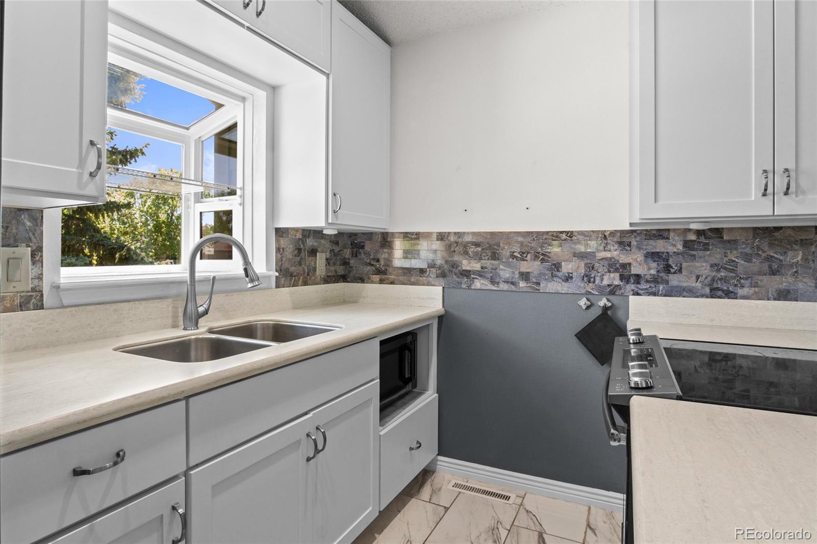 MLS Image #1 for 5301 e aspen avenue,castle rock, Colorado