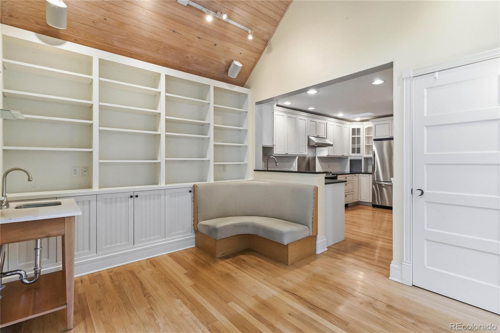 MLS Image #13 for 771 n franklin street,denver, Colorado