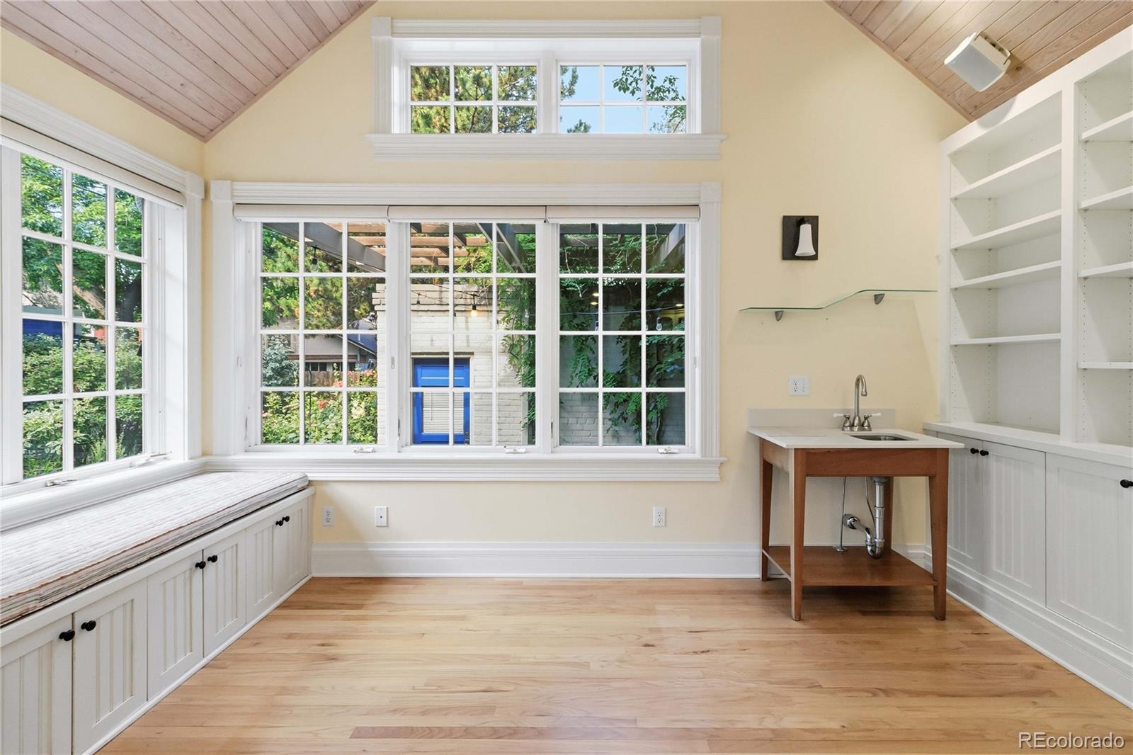 MLS Image #15 for 771 n franklin street,denver, Colorado
