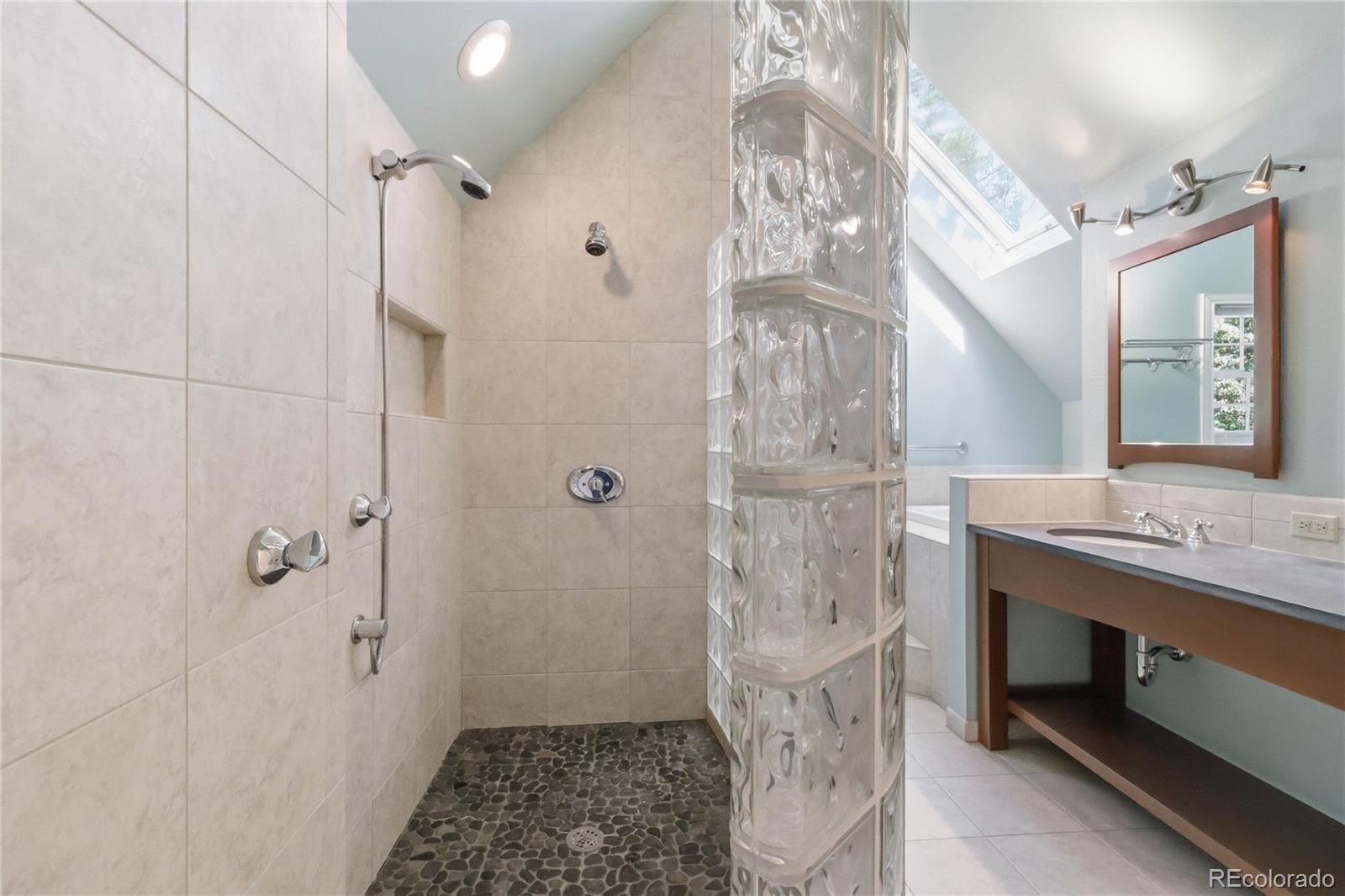 MLS Image #28 for 771 n franklin street,denver, Colorado