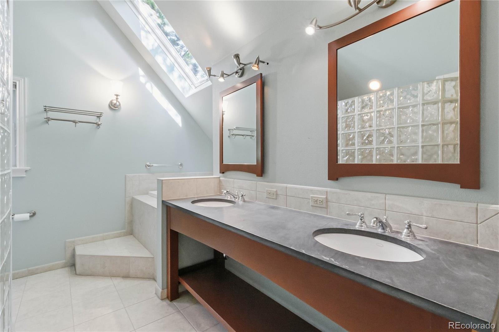 MLS Image #29 for 771 n franklin street,denver, Colorado