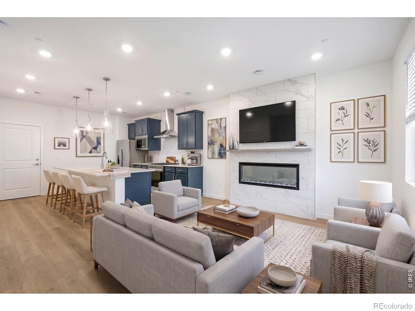 MLS Image #3 for 2817  bear springs circle,longmont, Colorado