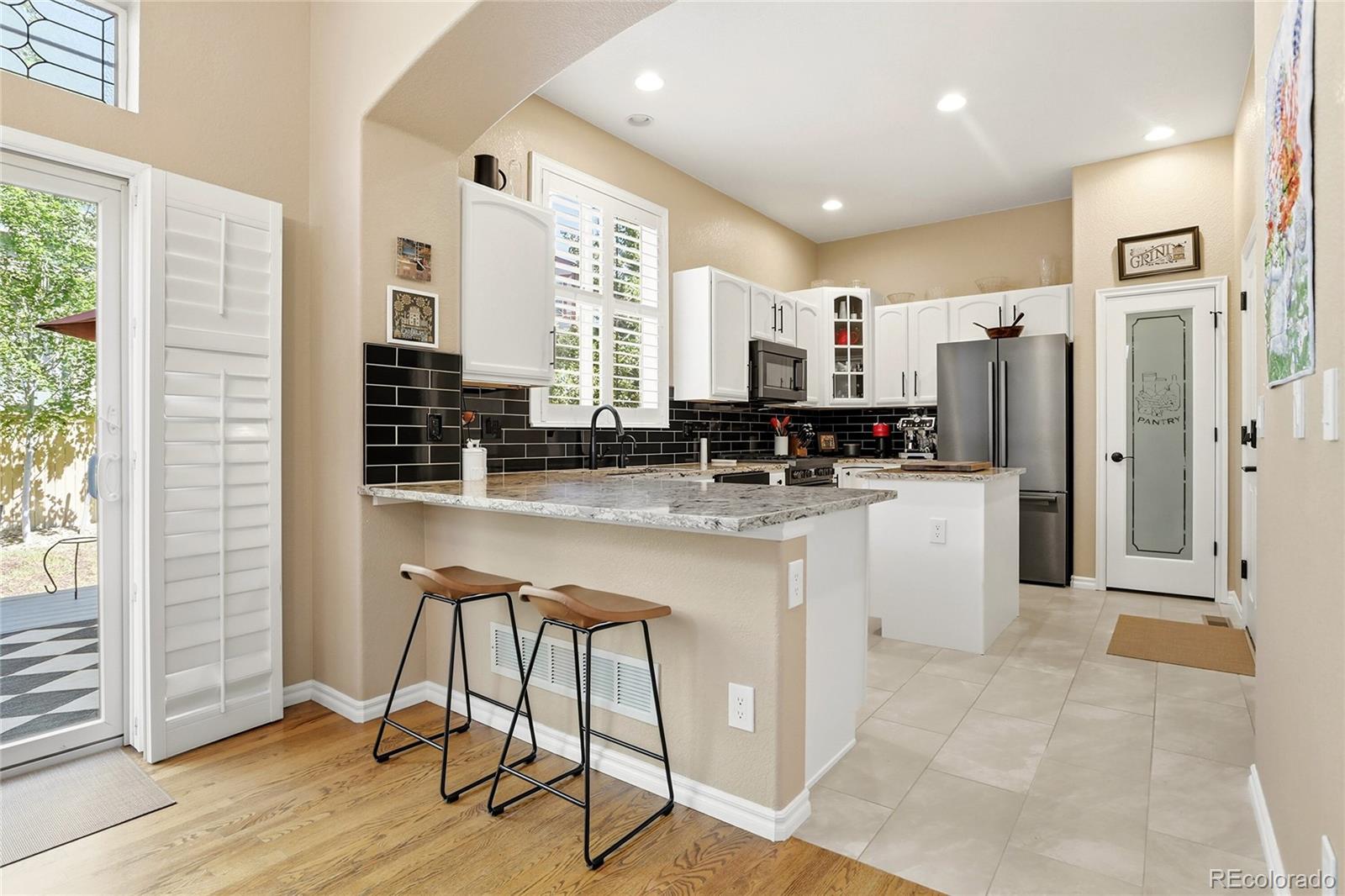 MLS Image #2 for 10655  riverbrook circle,littleton, Colorado