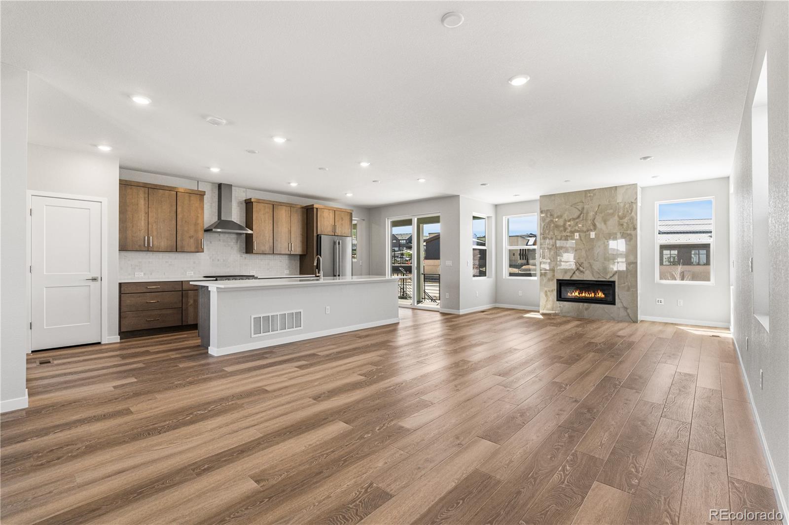 MLS Image #13 for 11567  amplify circle,lone tree, Colorado