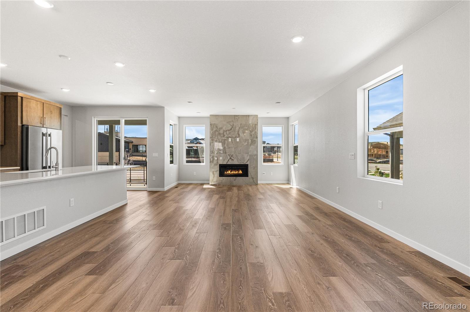 MLS Image #14 for 11567  amplify circle,lone tree, Colorado