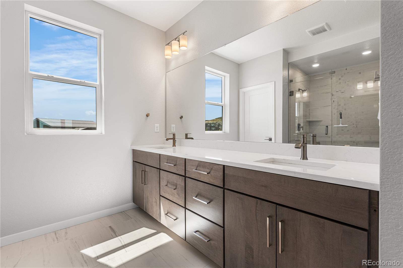 MLS Image #26 for 11567  amplify circle,lone tree, Colorado