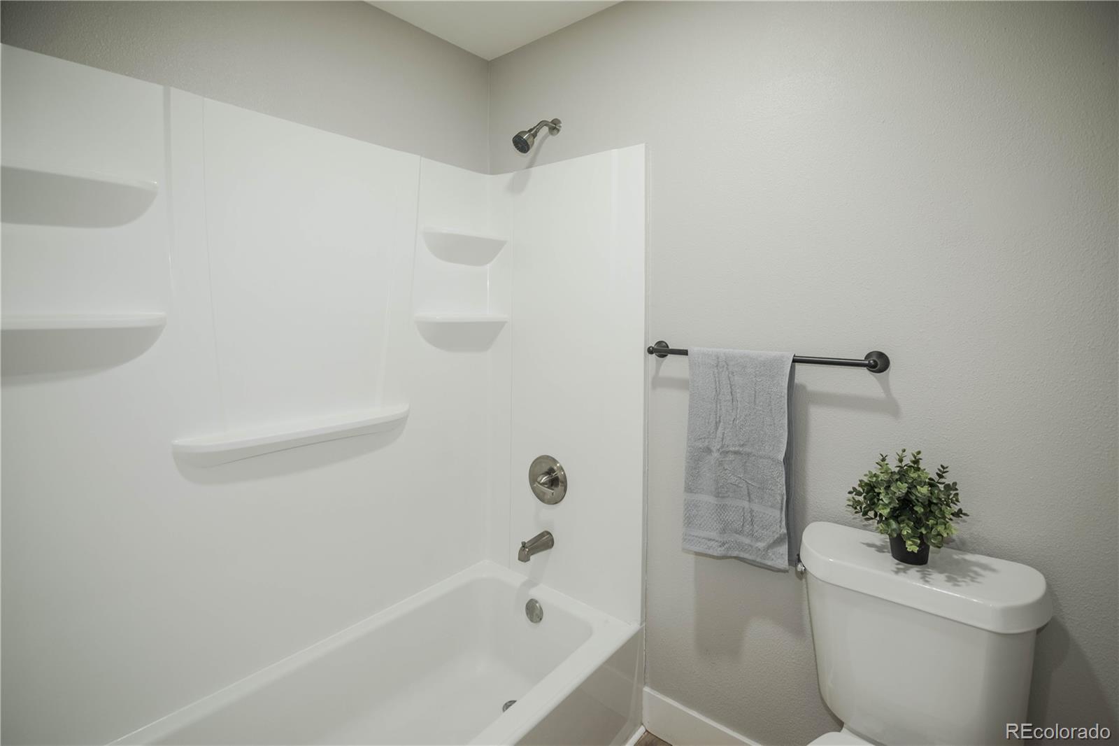 MLS Image #19 for 14226 e 1st drive b03,aurora, Colorado