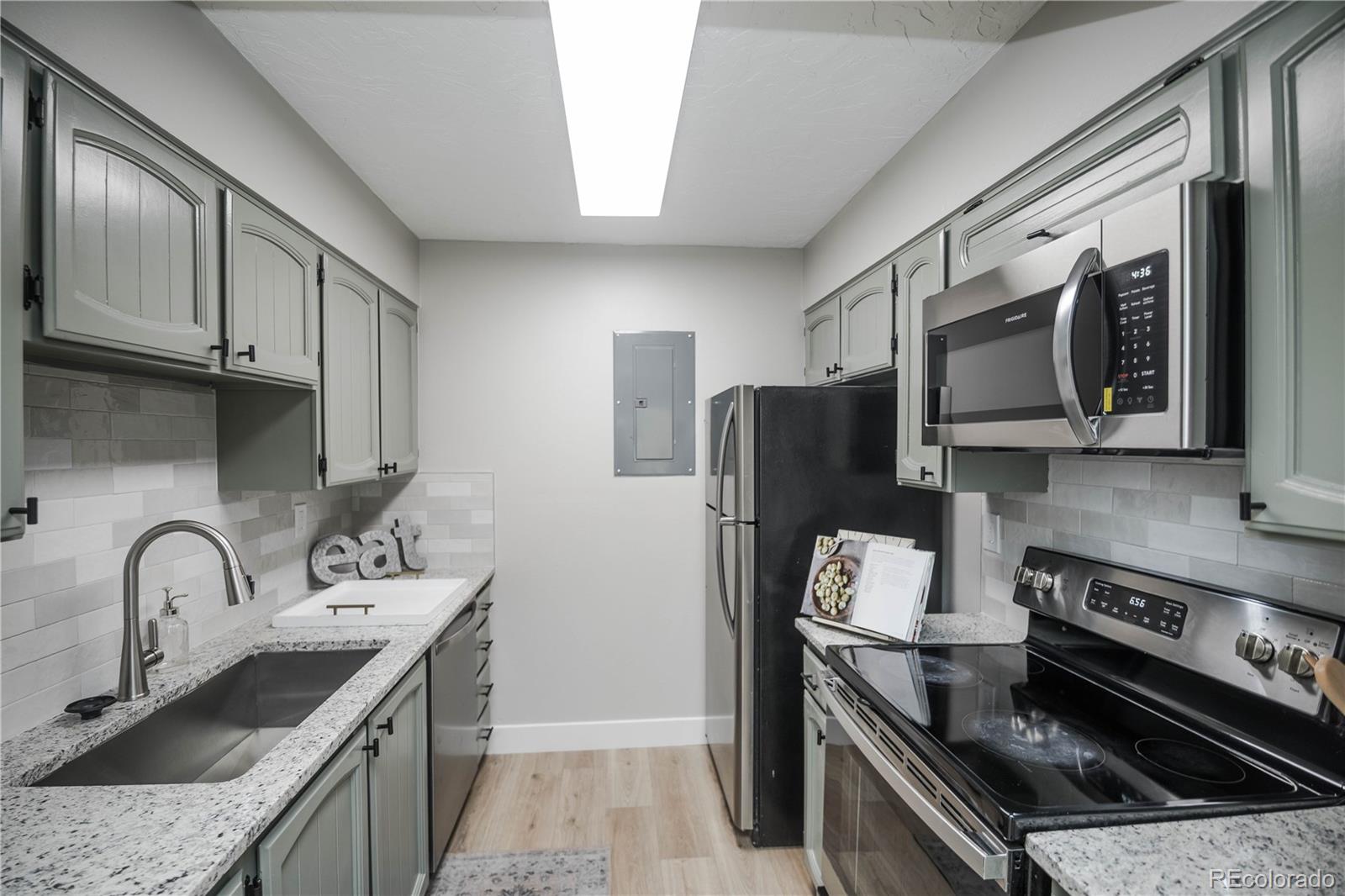 MLS Image #8 for 14226 e 1st drive b03,aurora, Colorado