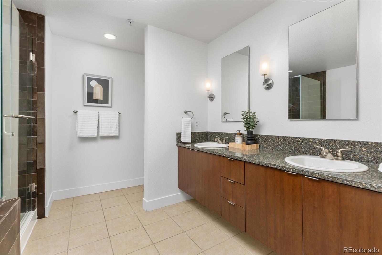 MLS Image #19 for 2240 n clay street 301,denver, Colorado