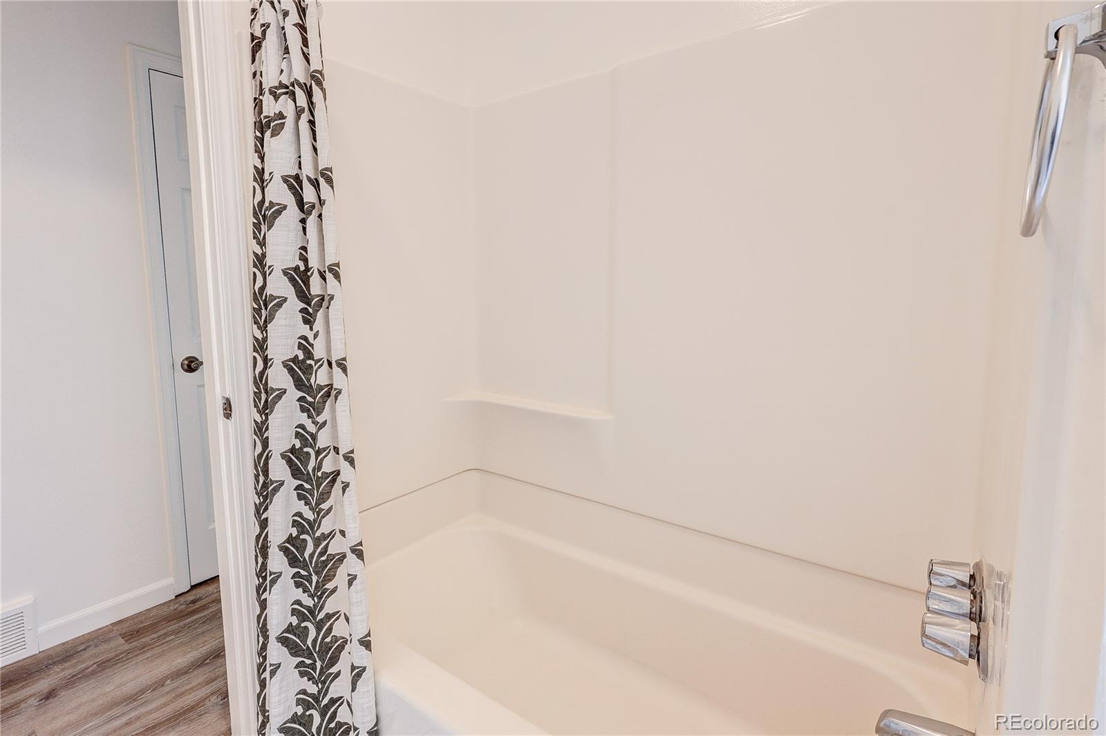 MLS Image #10 for 751 s moline street,aurora, Colorado
