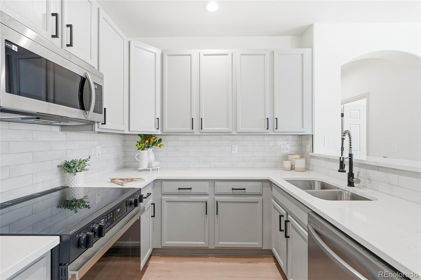 MLS Image #6 for 160  granby way c,aurora, Colorado