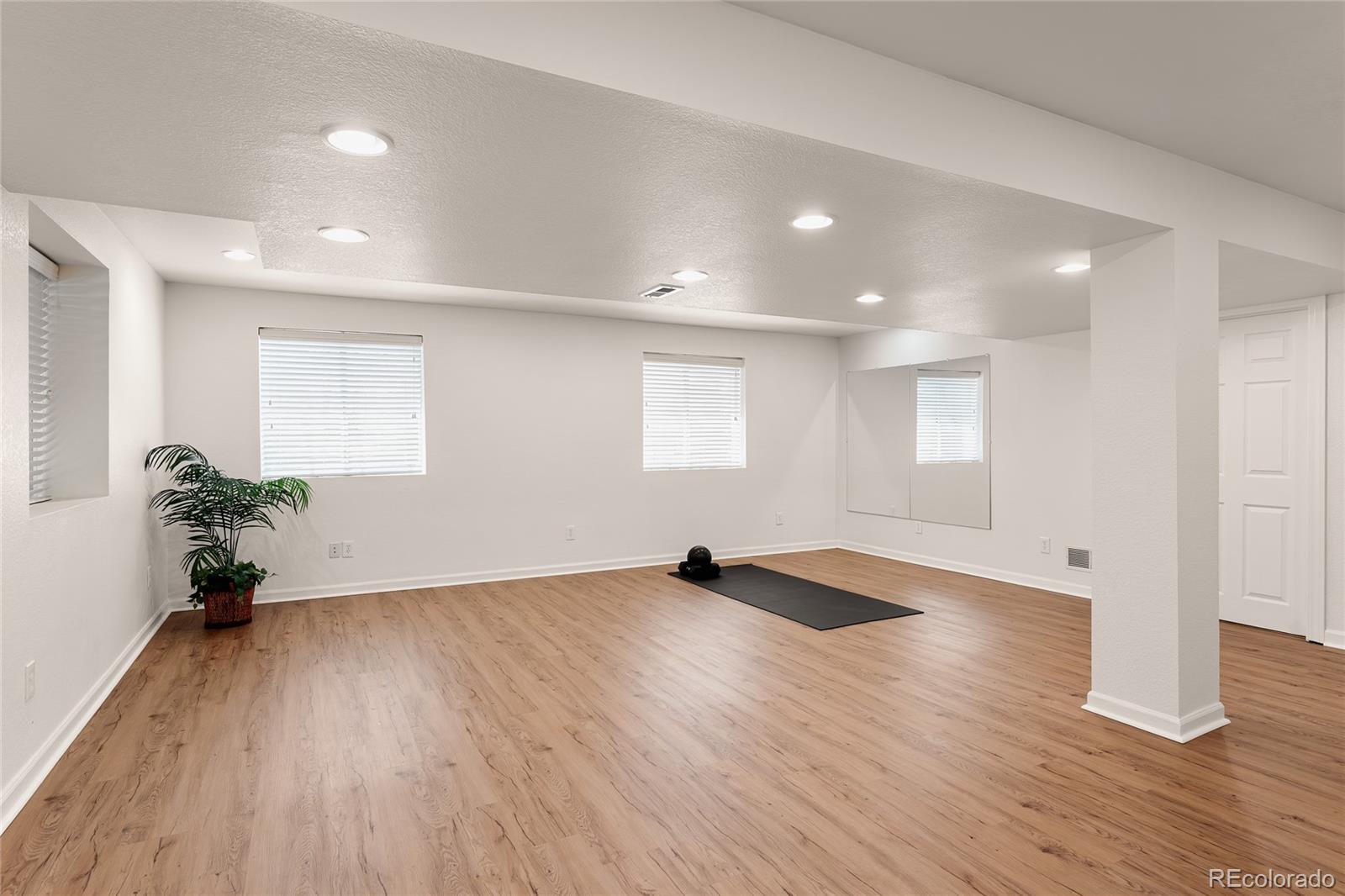 MLS Image #15 for 9441 s hackberry lane,highlands ranch, Colorado